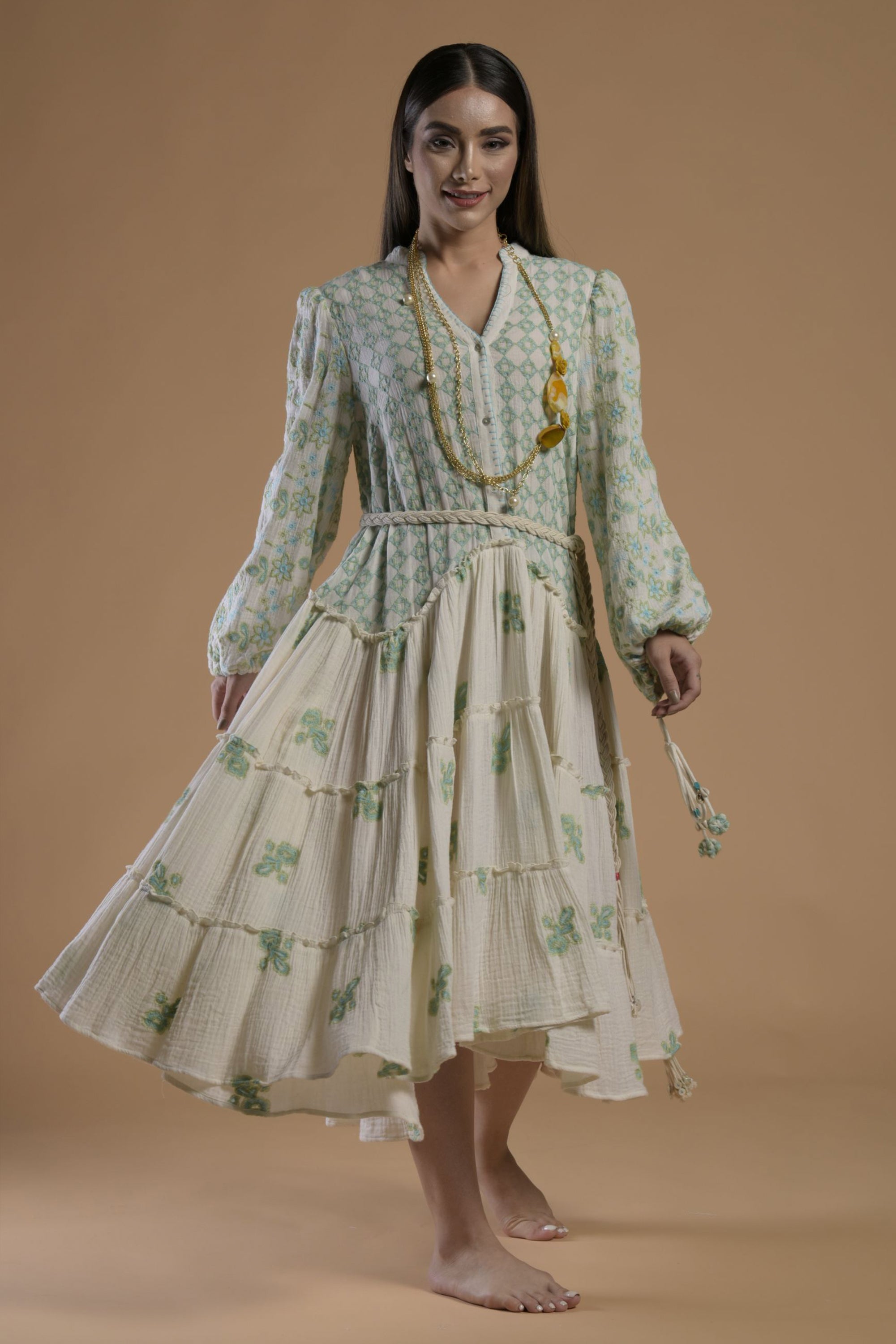 Abeera Embroidered Jalabiya