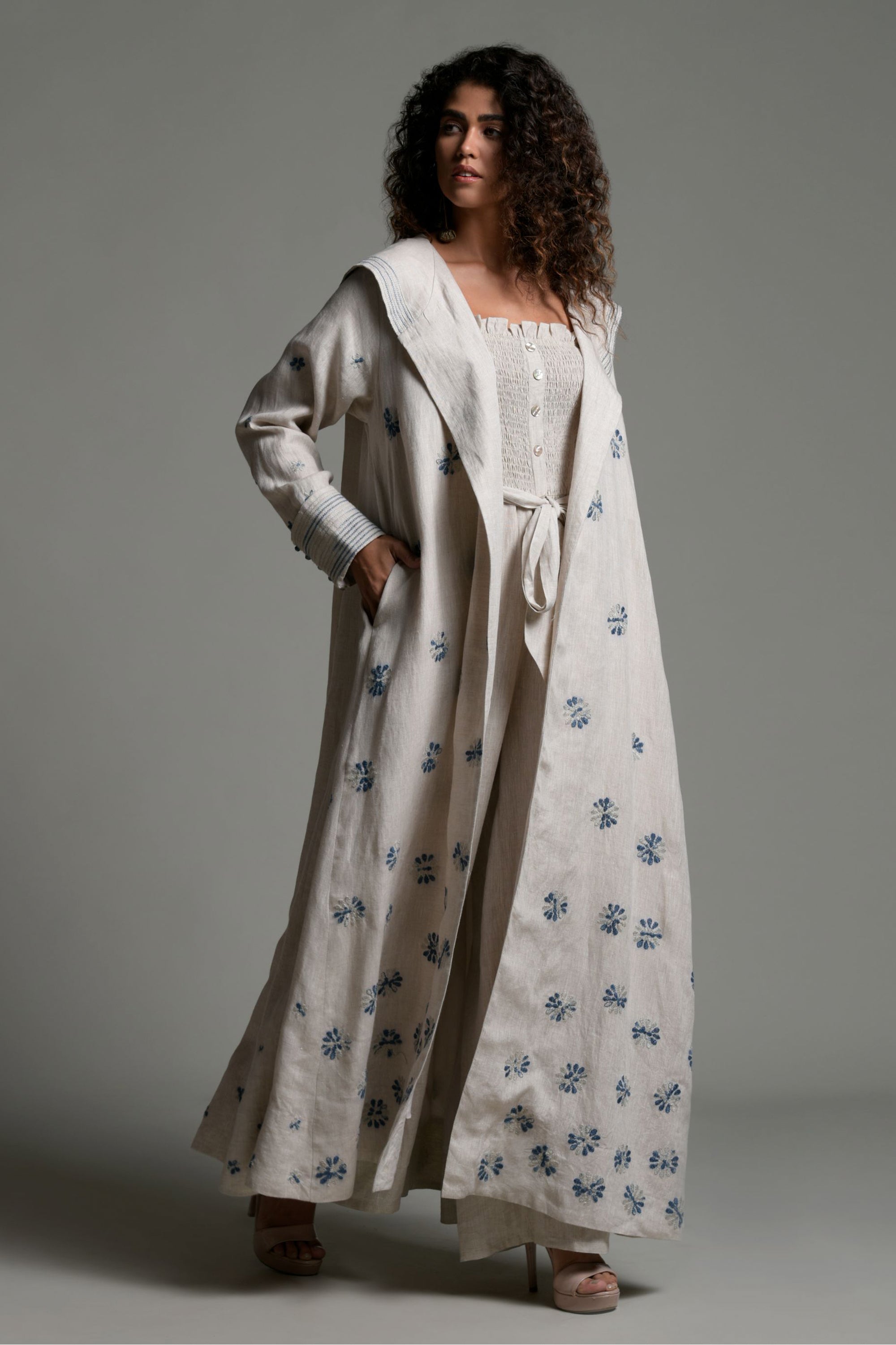 Mehri Embroidered Hooded Abaya