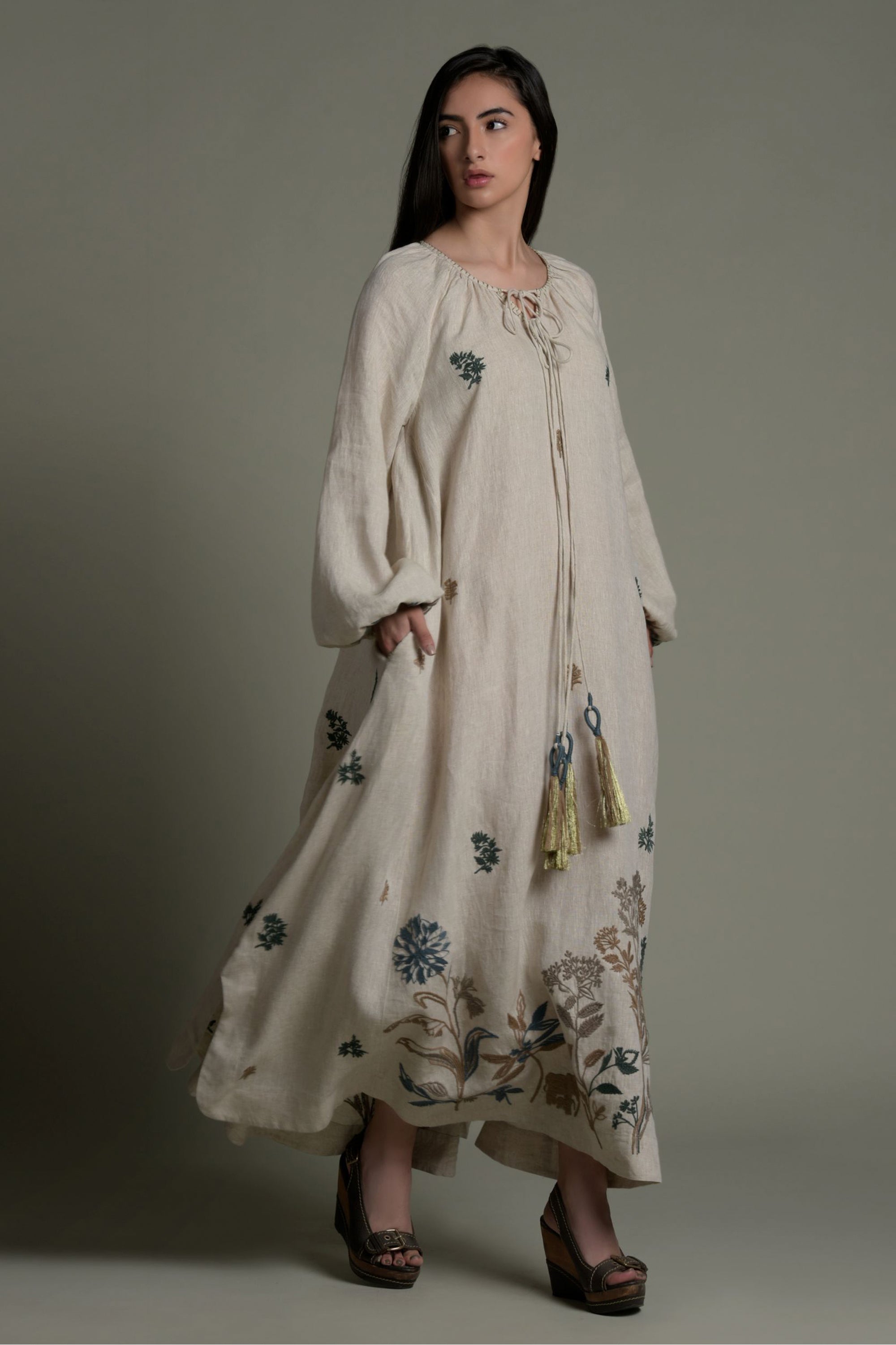 Parveen Embroidered Long Jalabiya