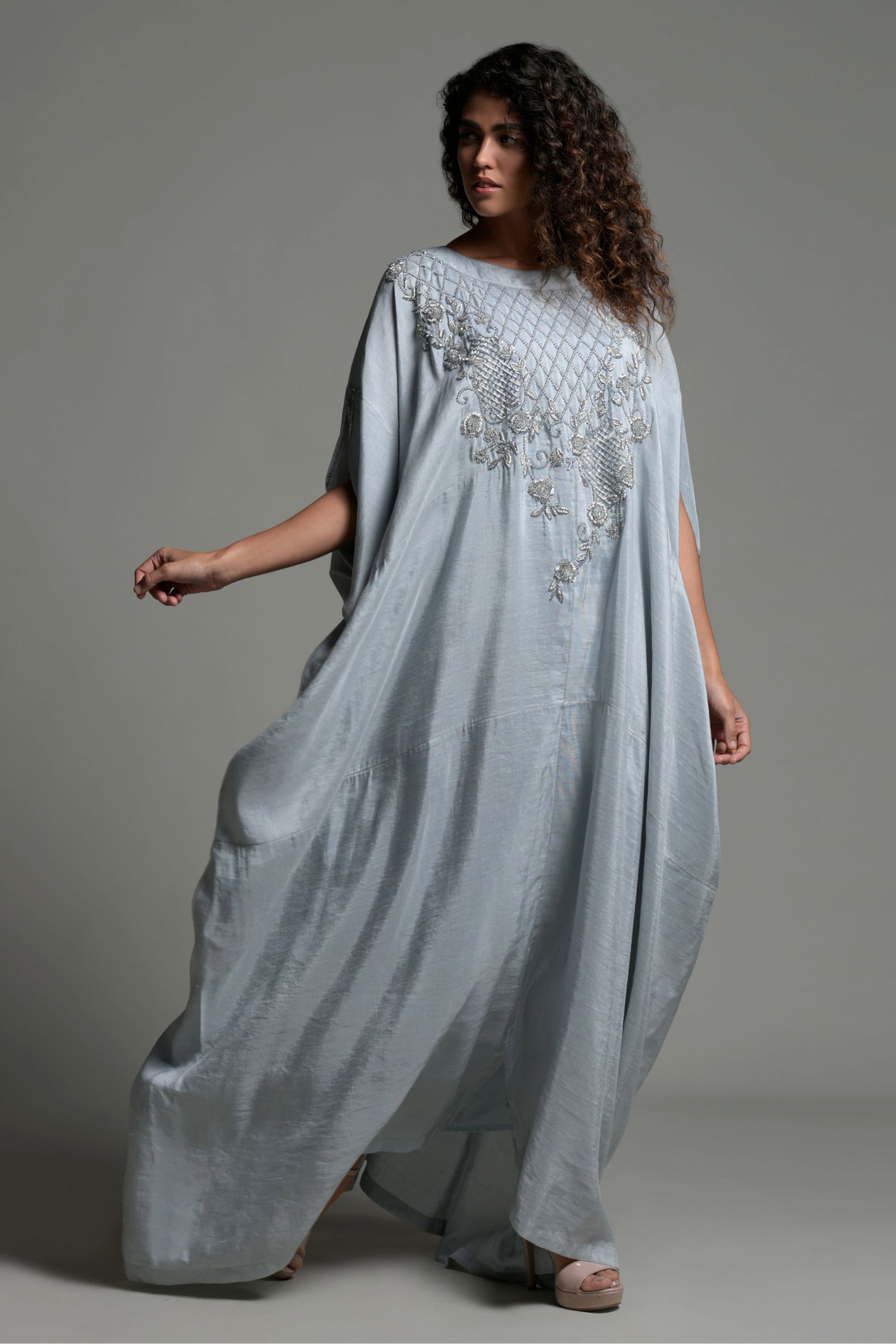 Muskan Embroidered Jalabiya with Inner Cotton Cami