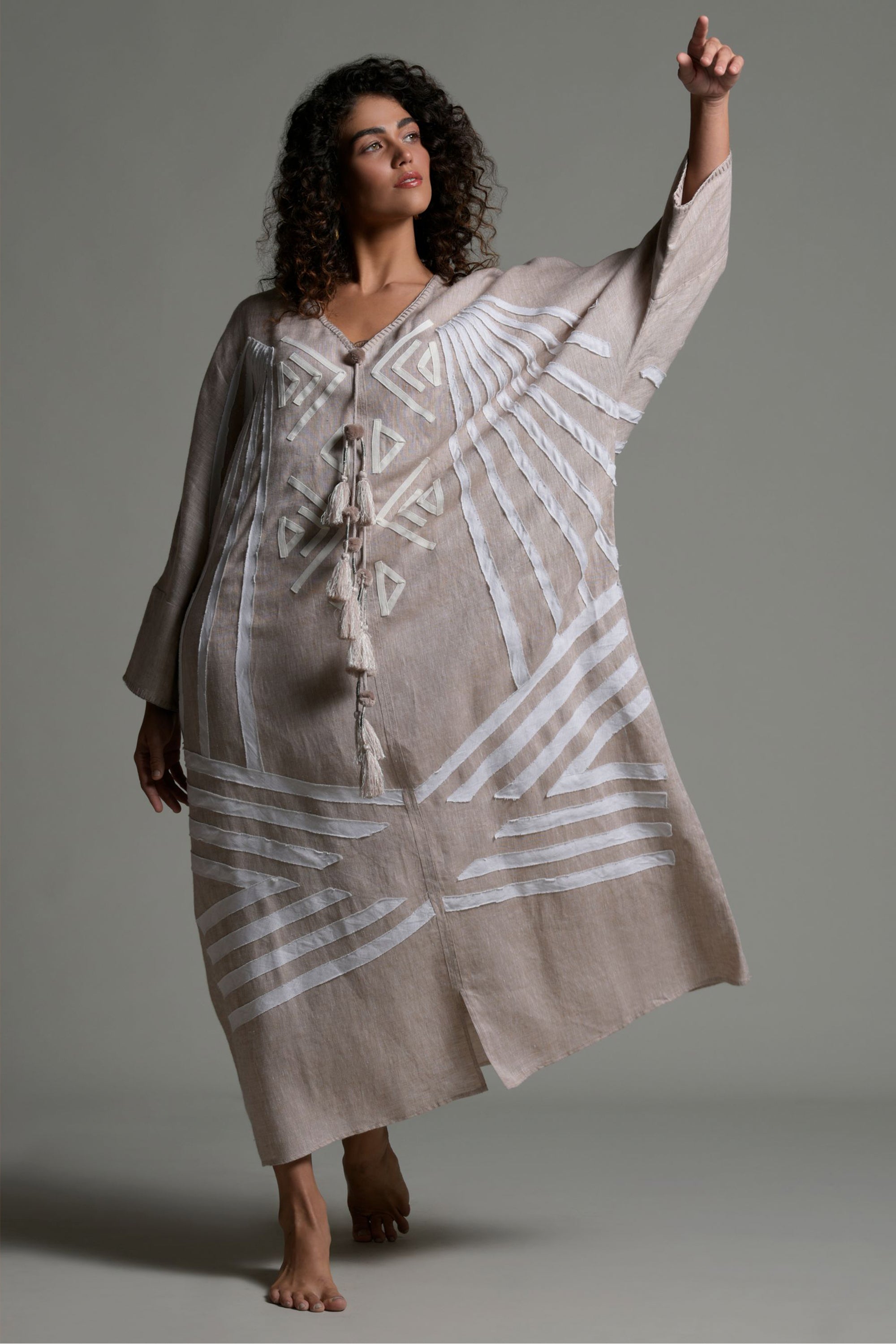 Qirat Jalabiya Applique Jalabiya with Tassels