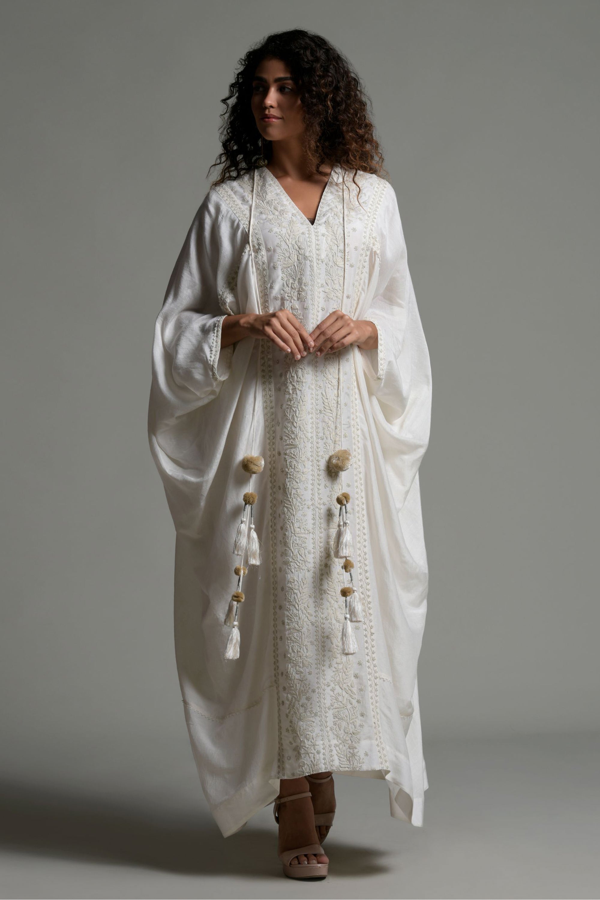 Shaheen Embroidered Jalabiya with Inner Cotton Cami