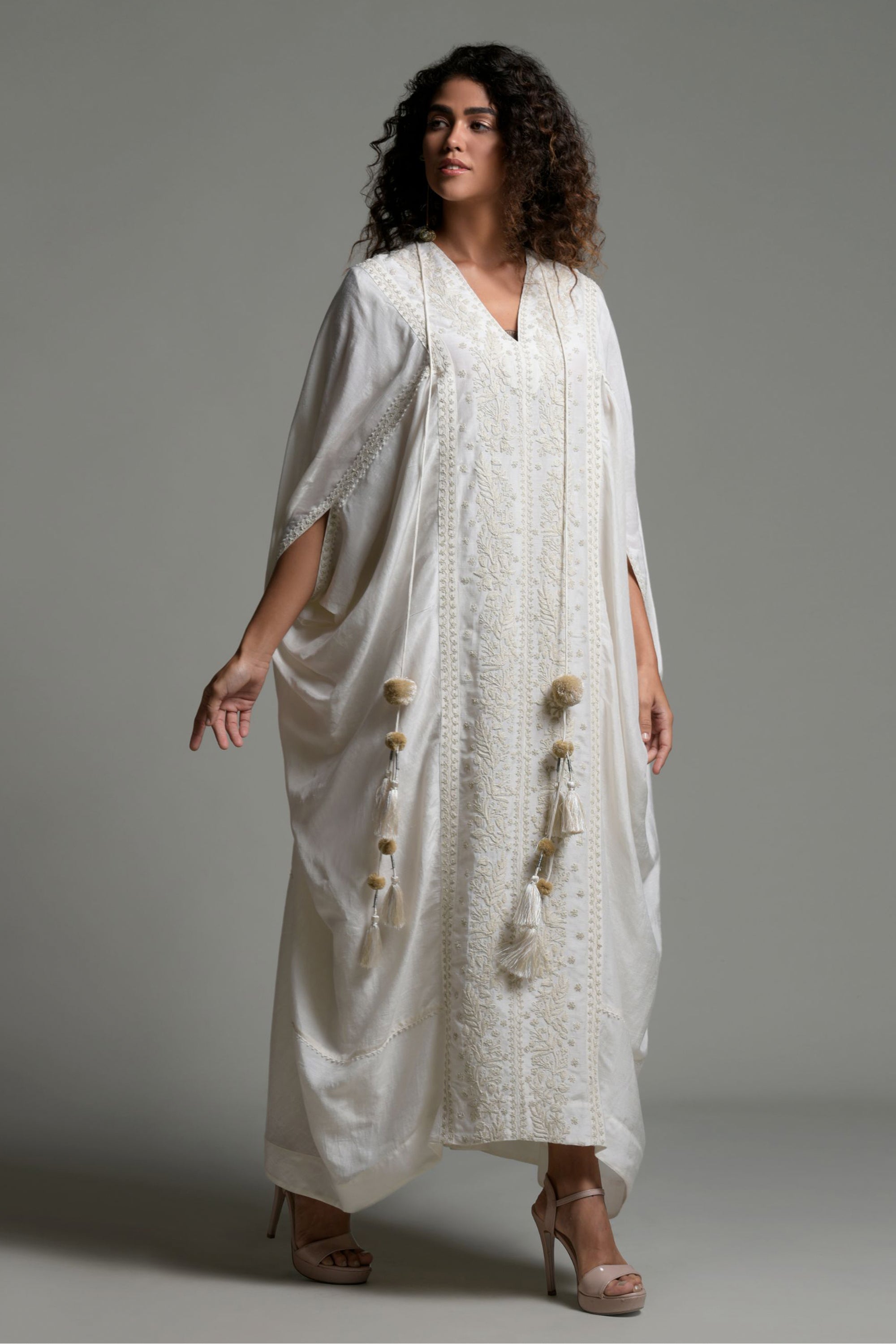 Shaheen Embroidered Jalabiya with Inner Cotton Cami