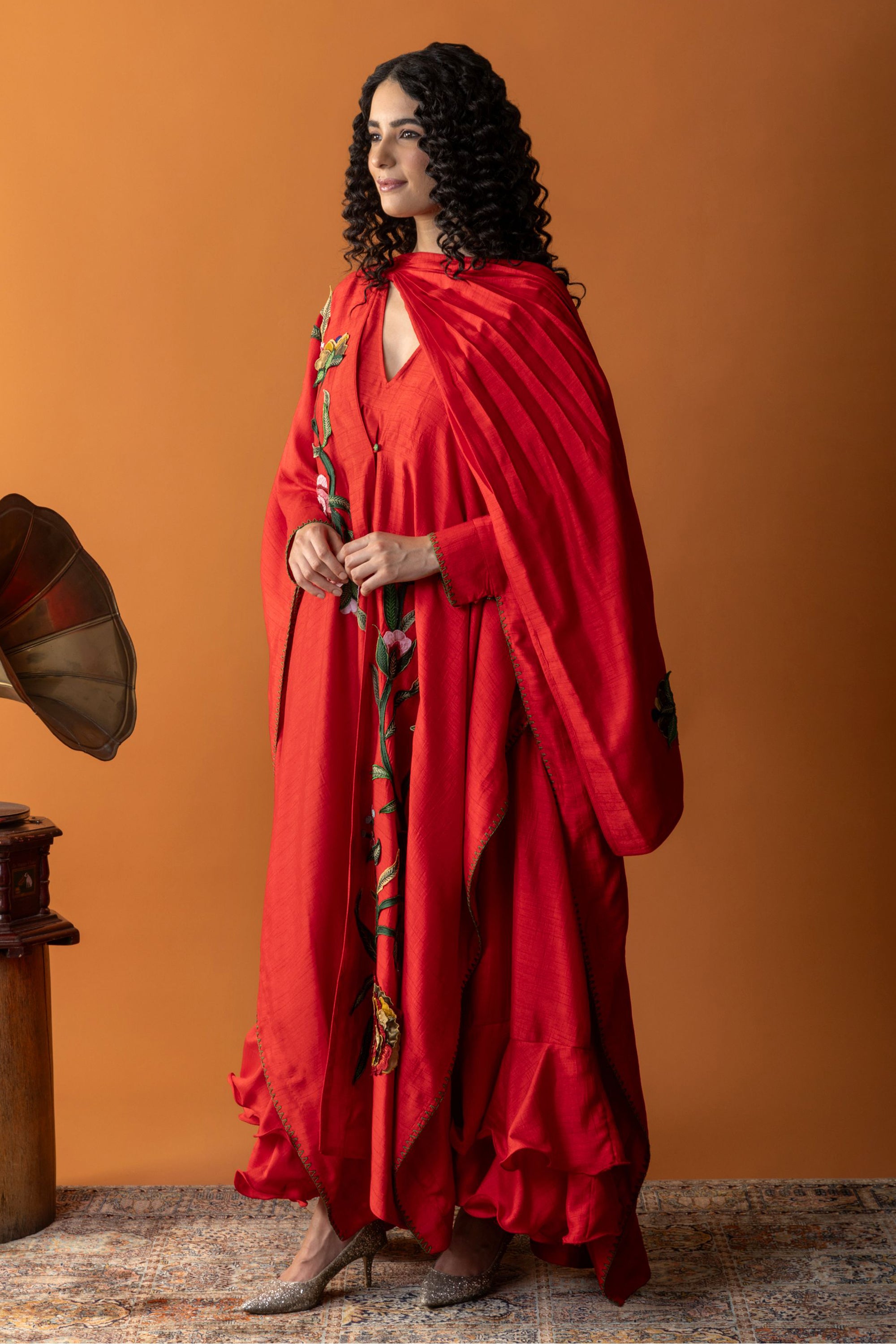 Hania Embroidered Cape