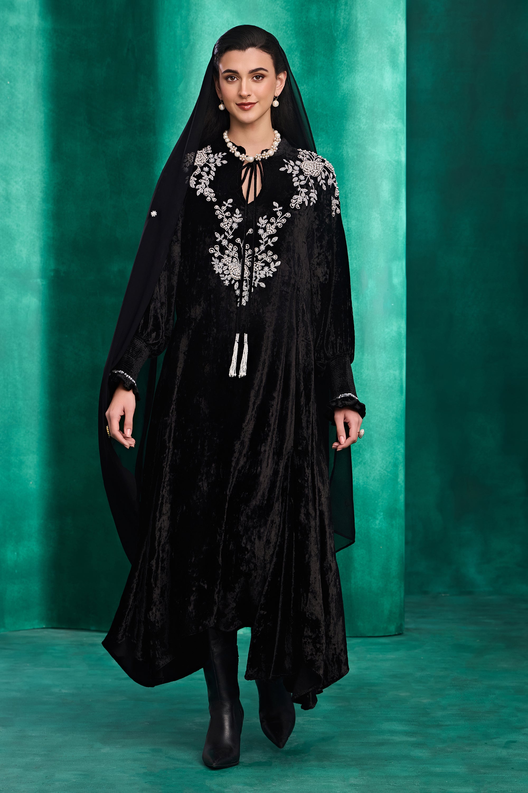 Nibras Embellished Jalabiya