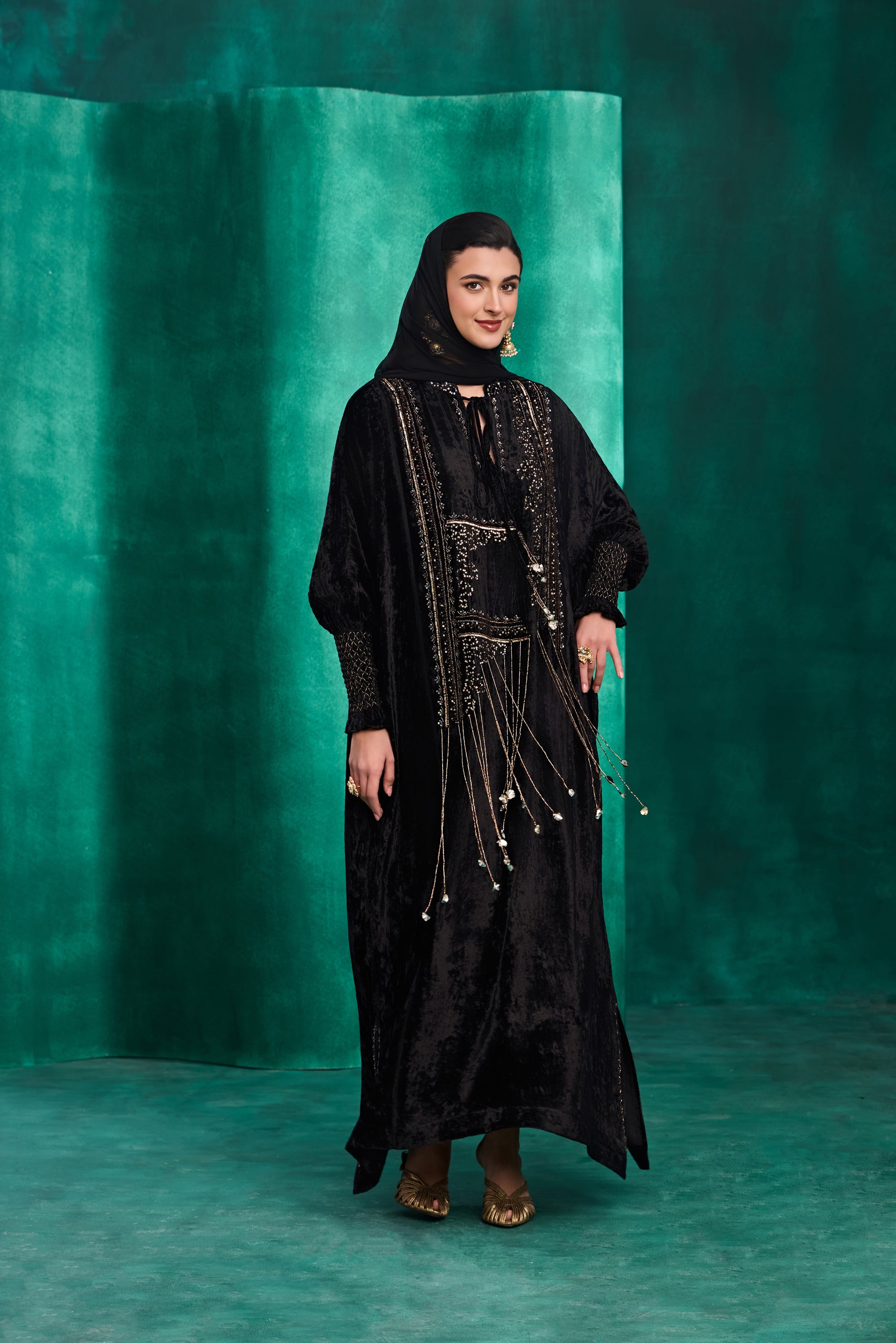 Zimrah Embellished Jalabiya