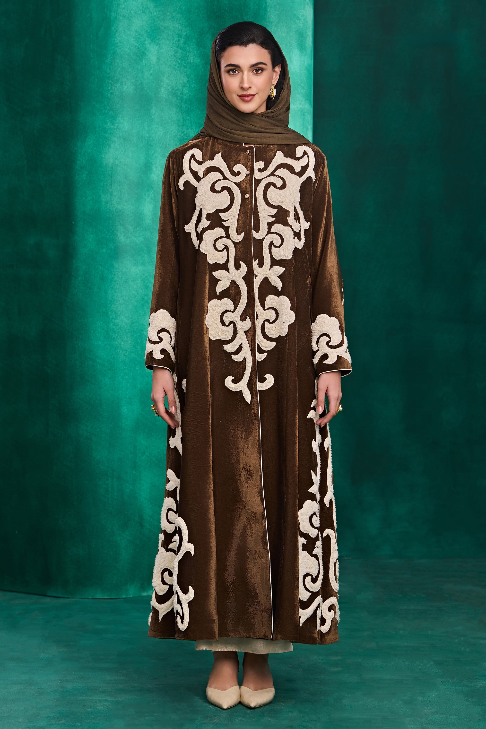 Waseela Applique Embroidered Abaya