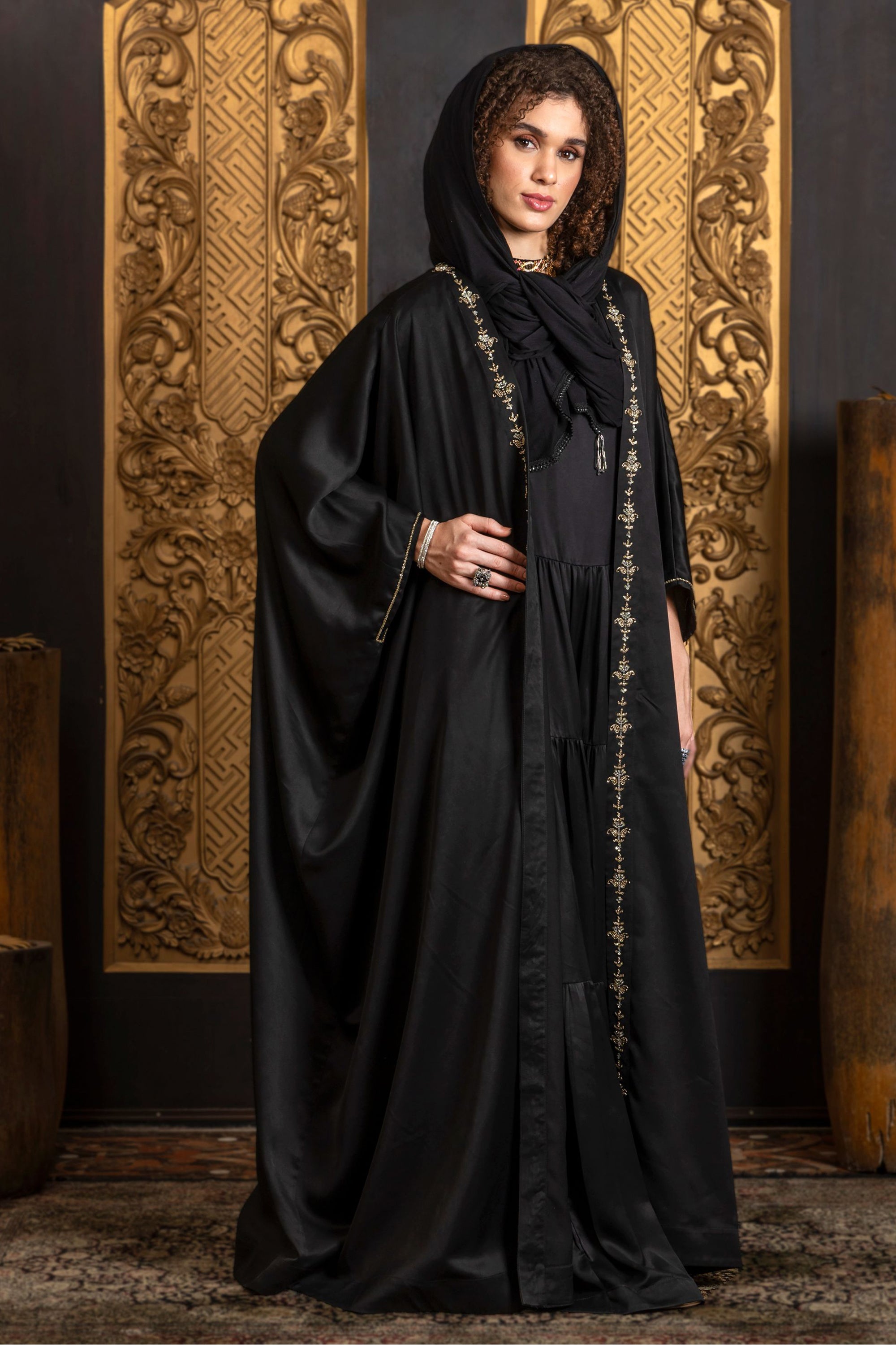 Alizah Embroidered Abaya with Sheila