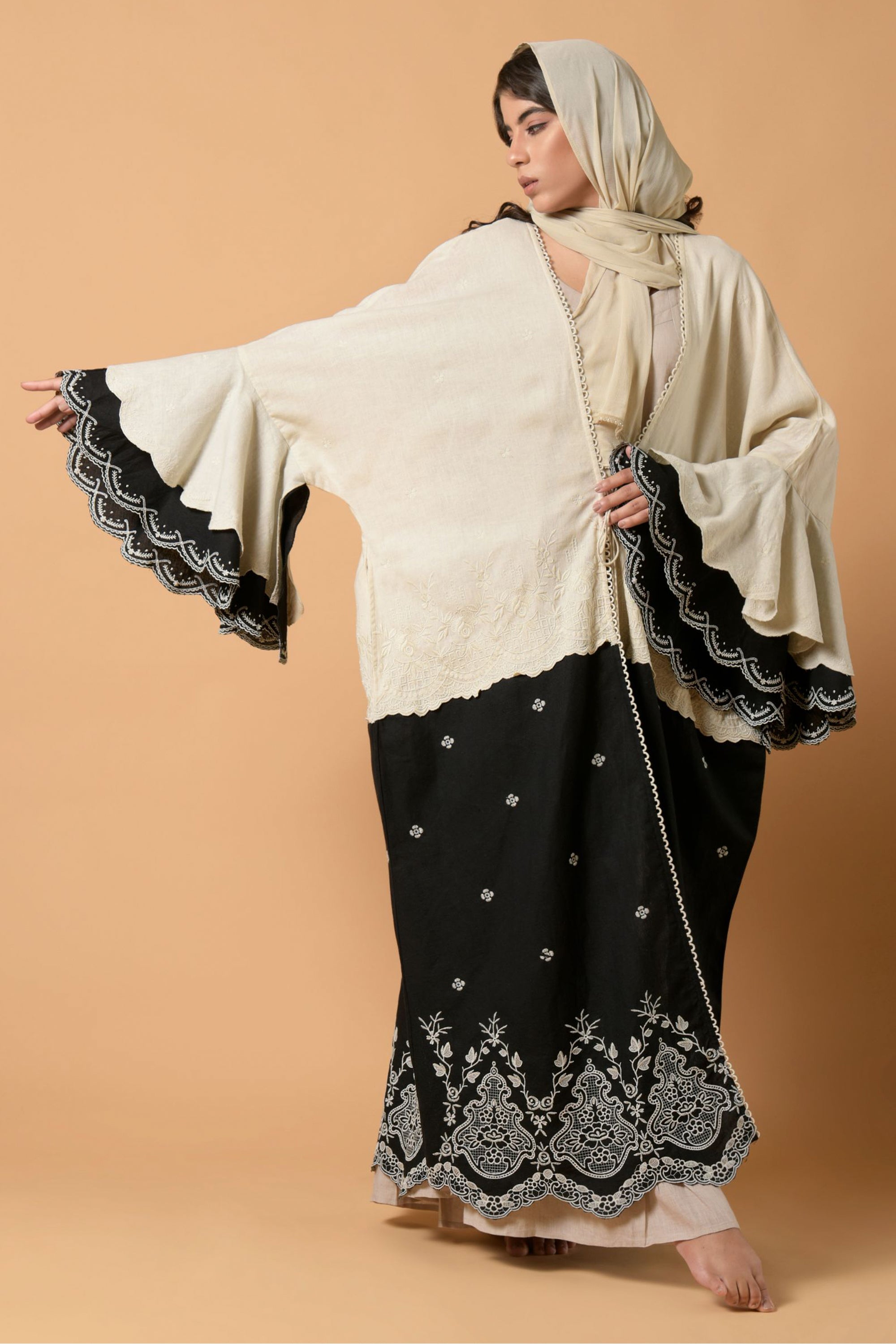 Arsh Abaya