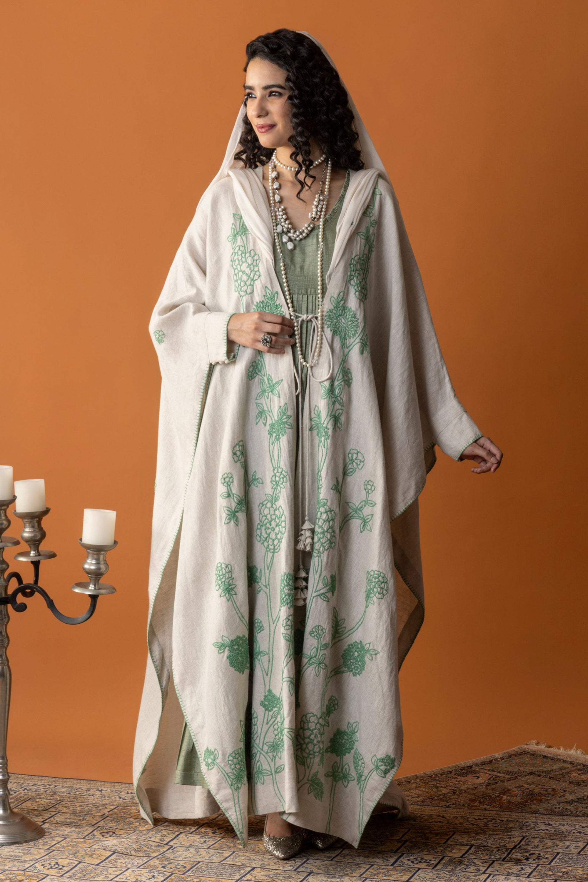 Laleh Embroidered Abaya Cape Set