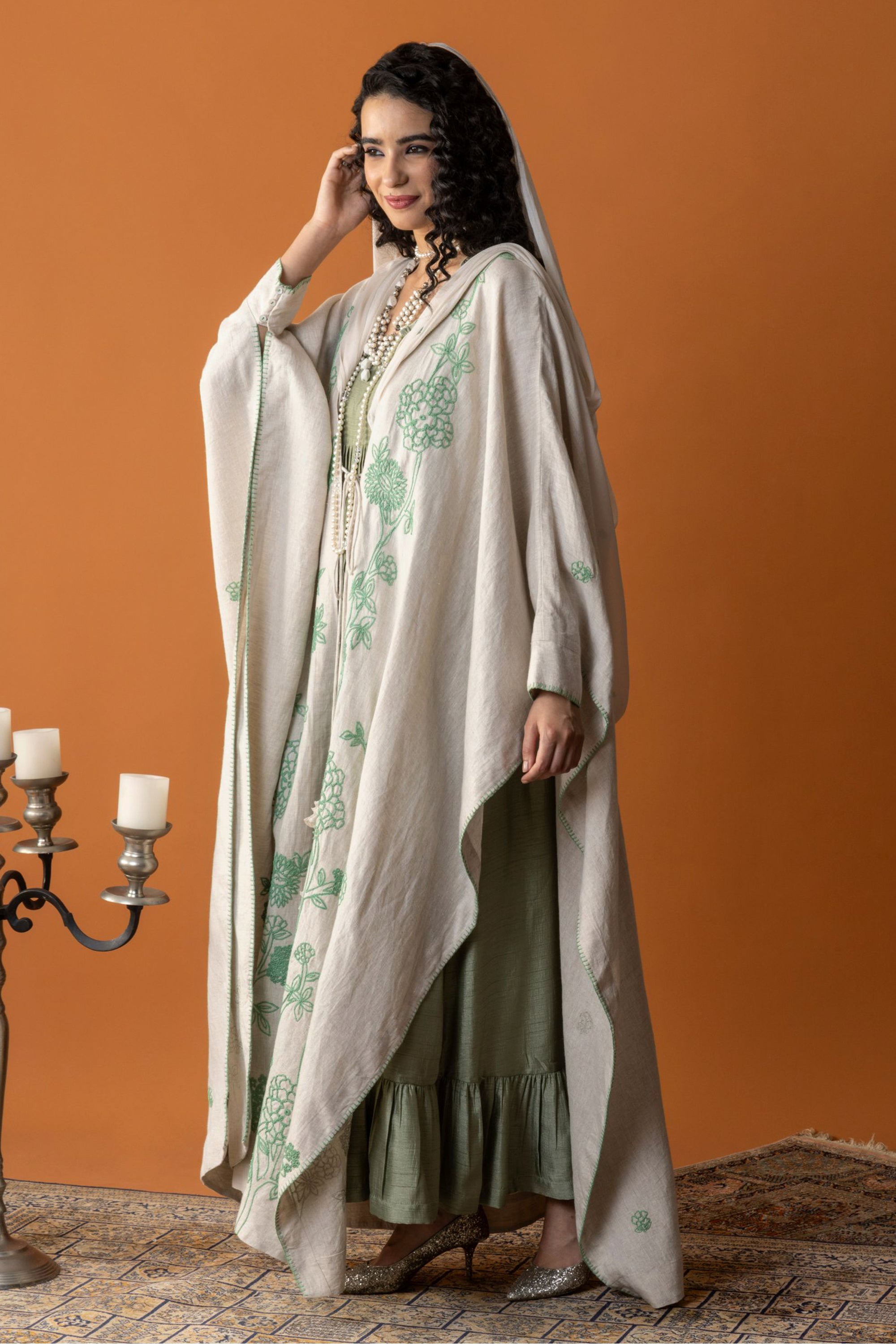 Laleh Embroidered Abaya Cape Set