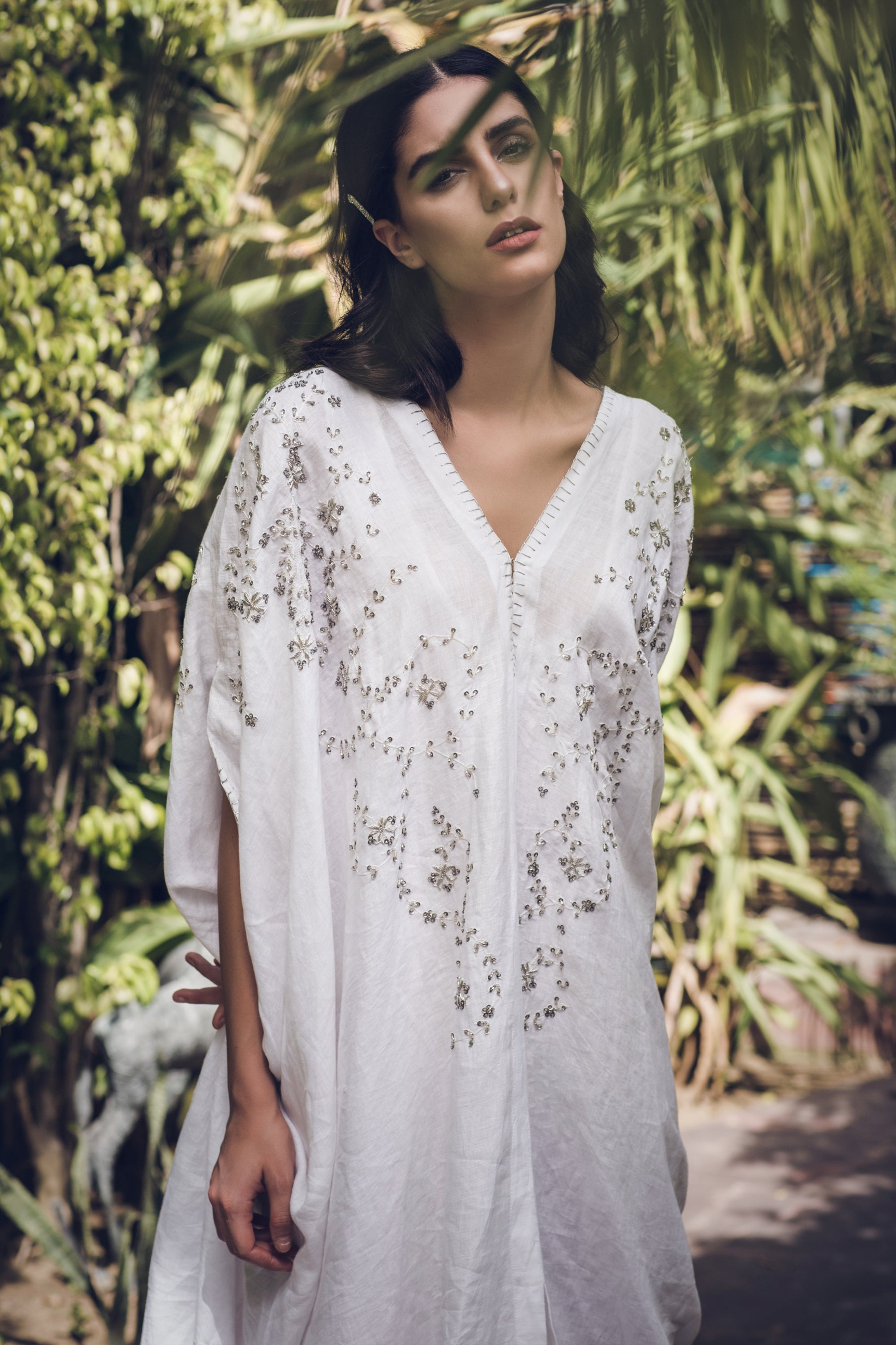 Zarifa Embroidered Jalabiya