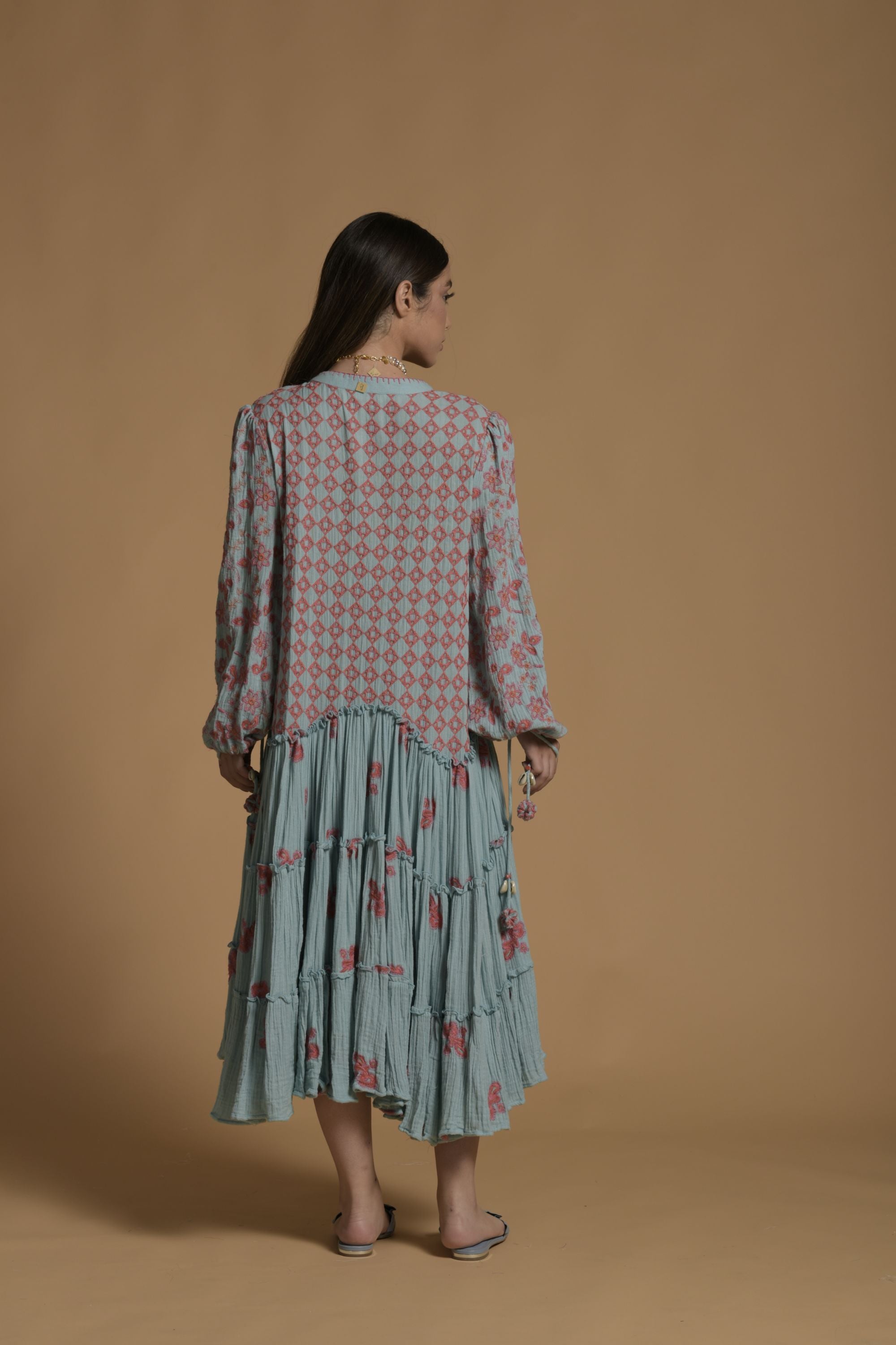 Ariba Embroidered Jalabiya