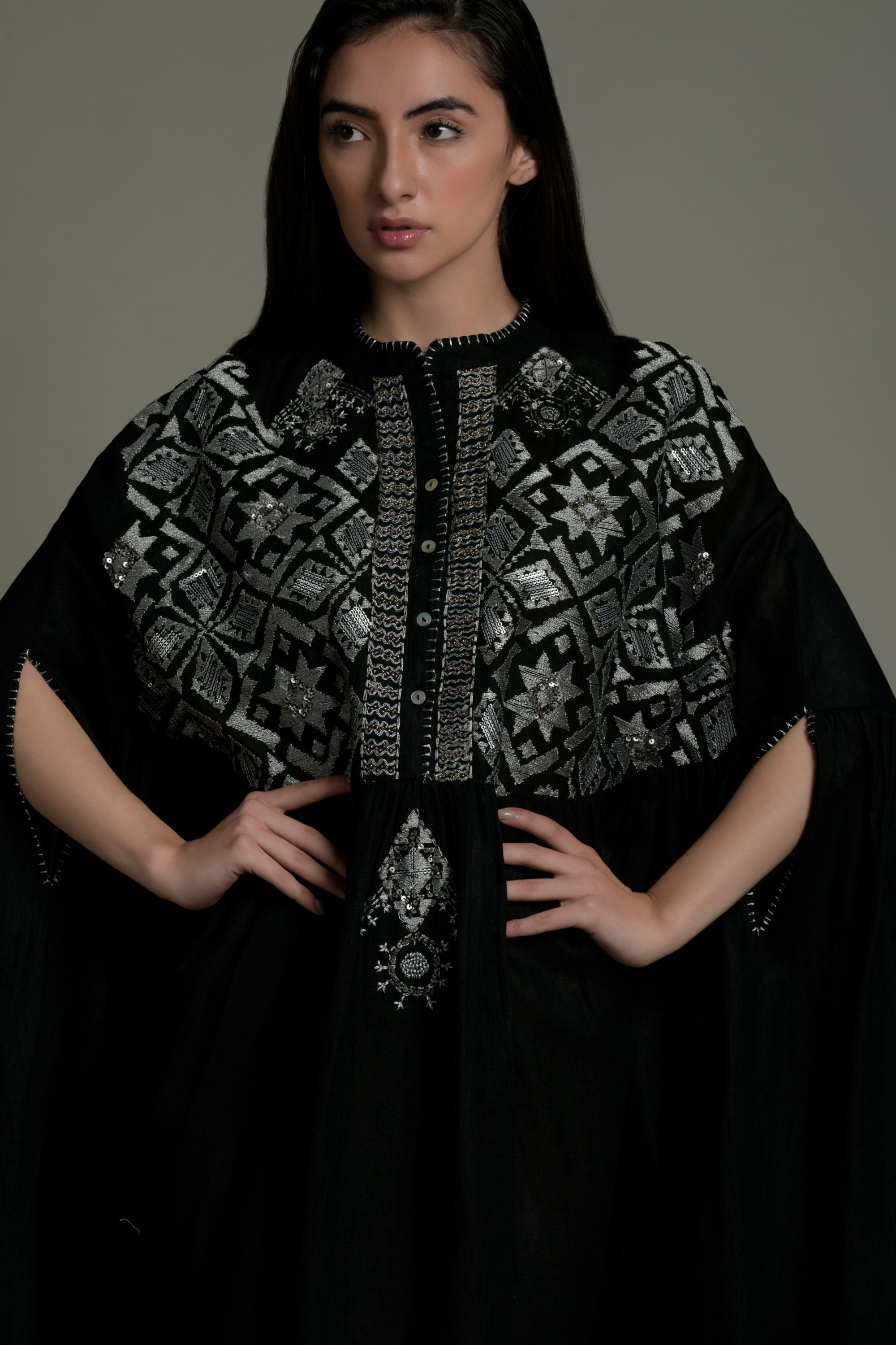Shabana Embellished & Embroidered Jalabiya Cape