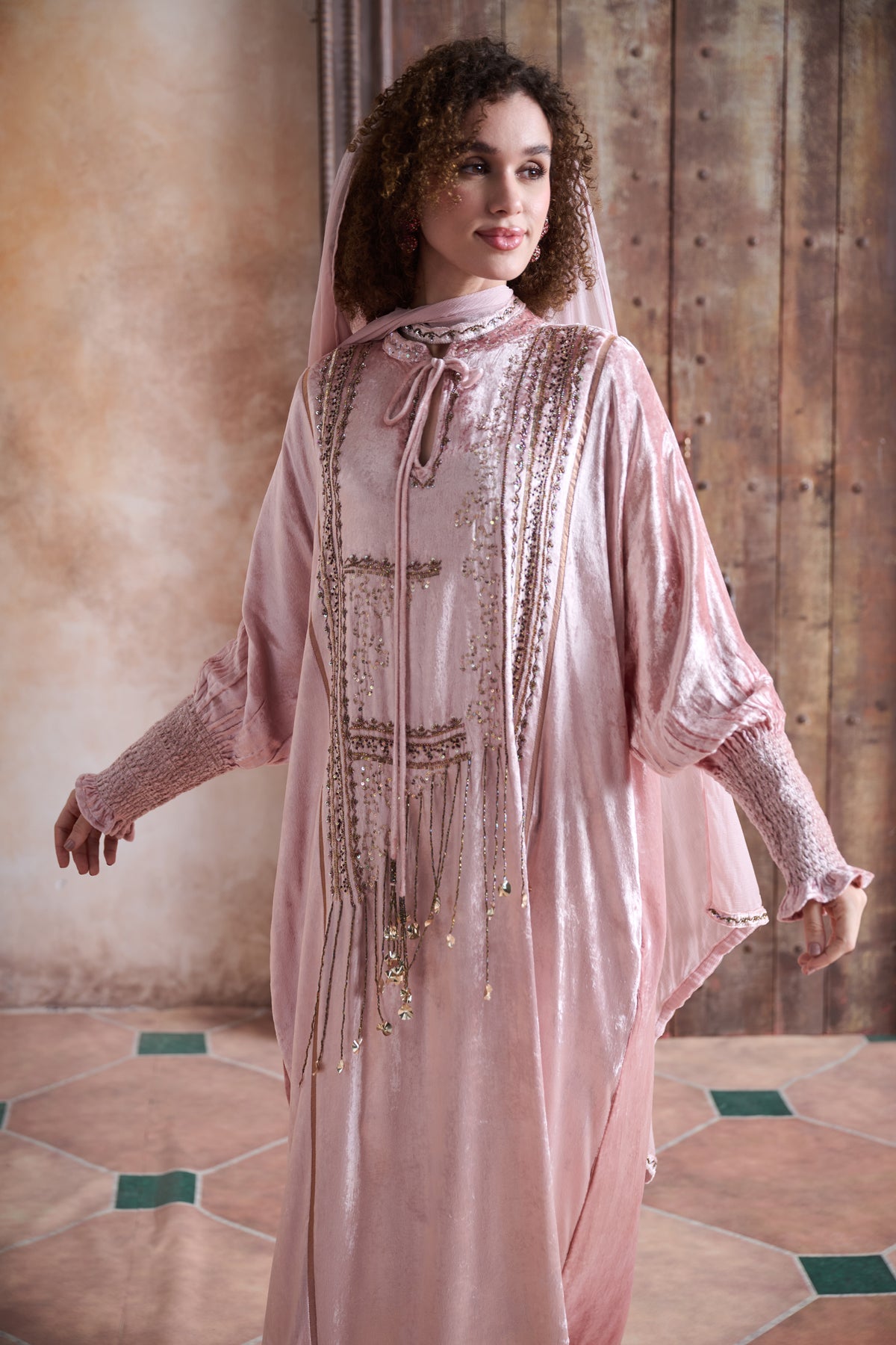 Nayalora Embellished Jalabiya