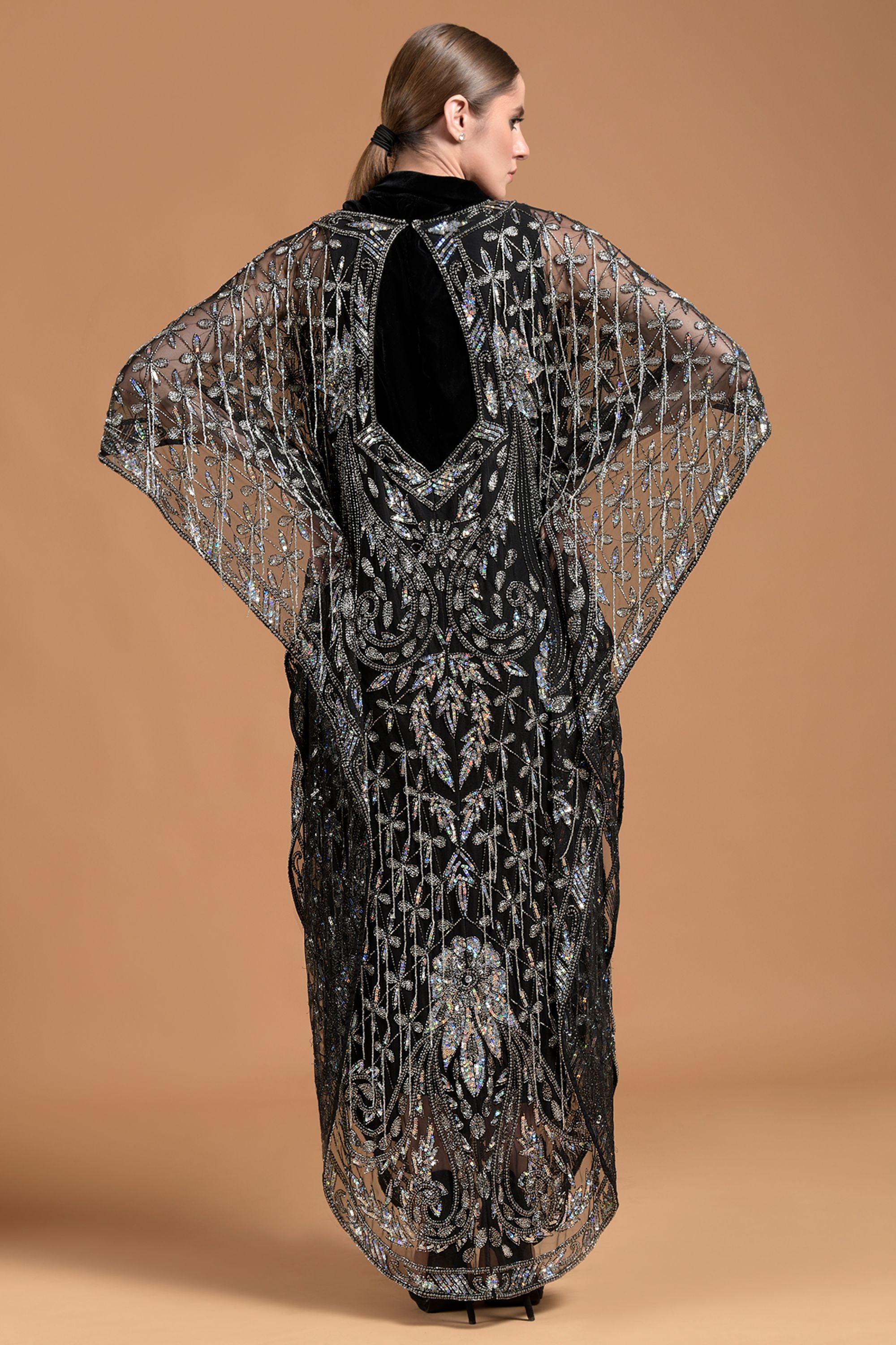 Zareen Embellished Jalabiya