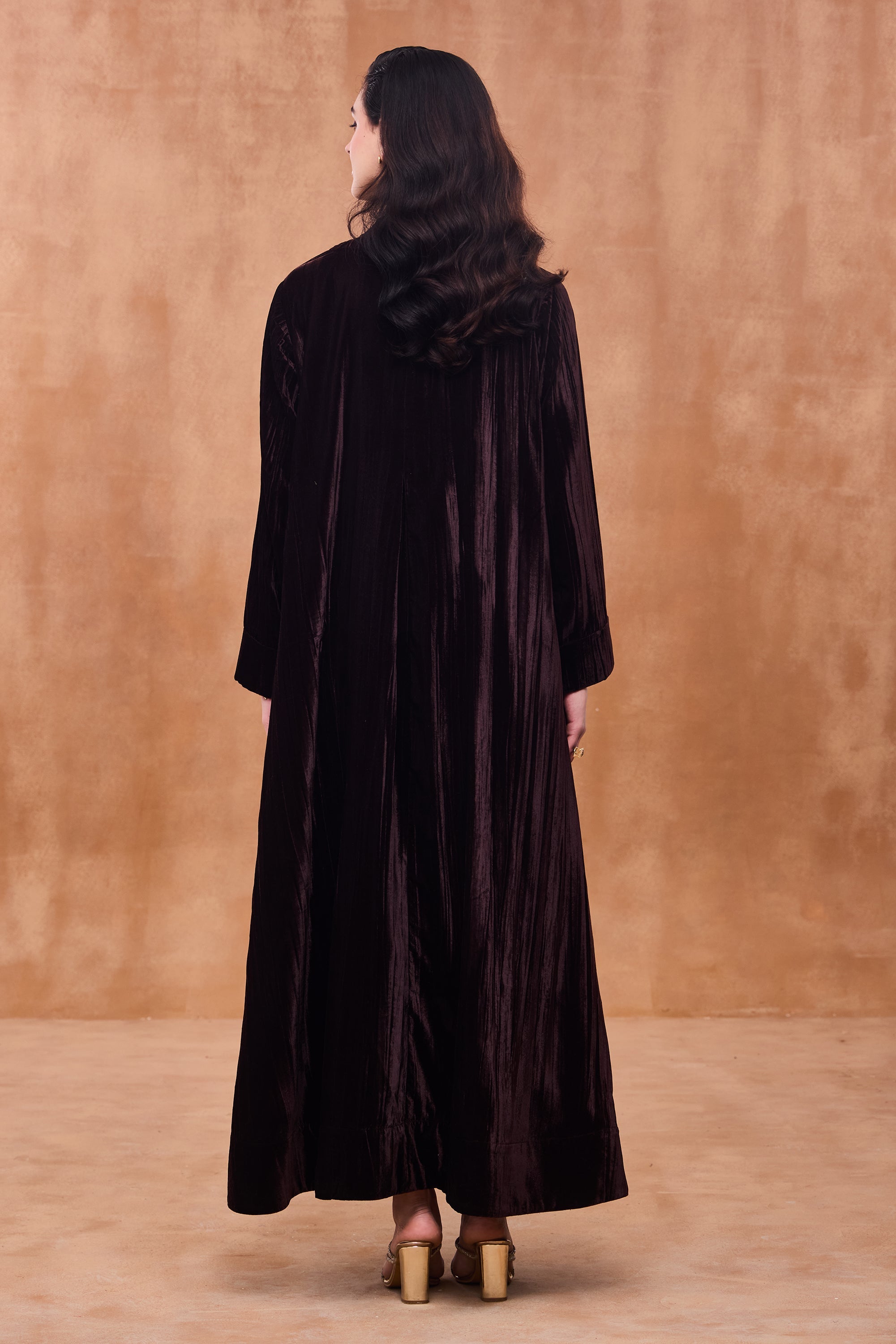 Nausheen Eyelet Detailing Abaya
