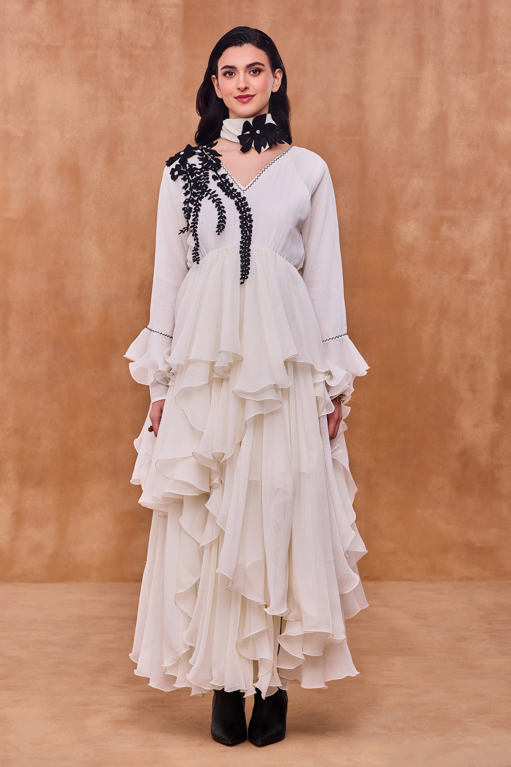 Mahjabeen Embroidered Jalabiya with Embellishment