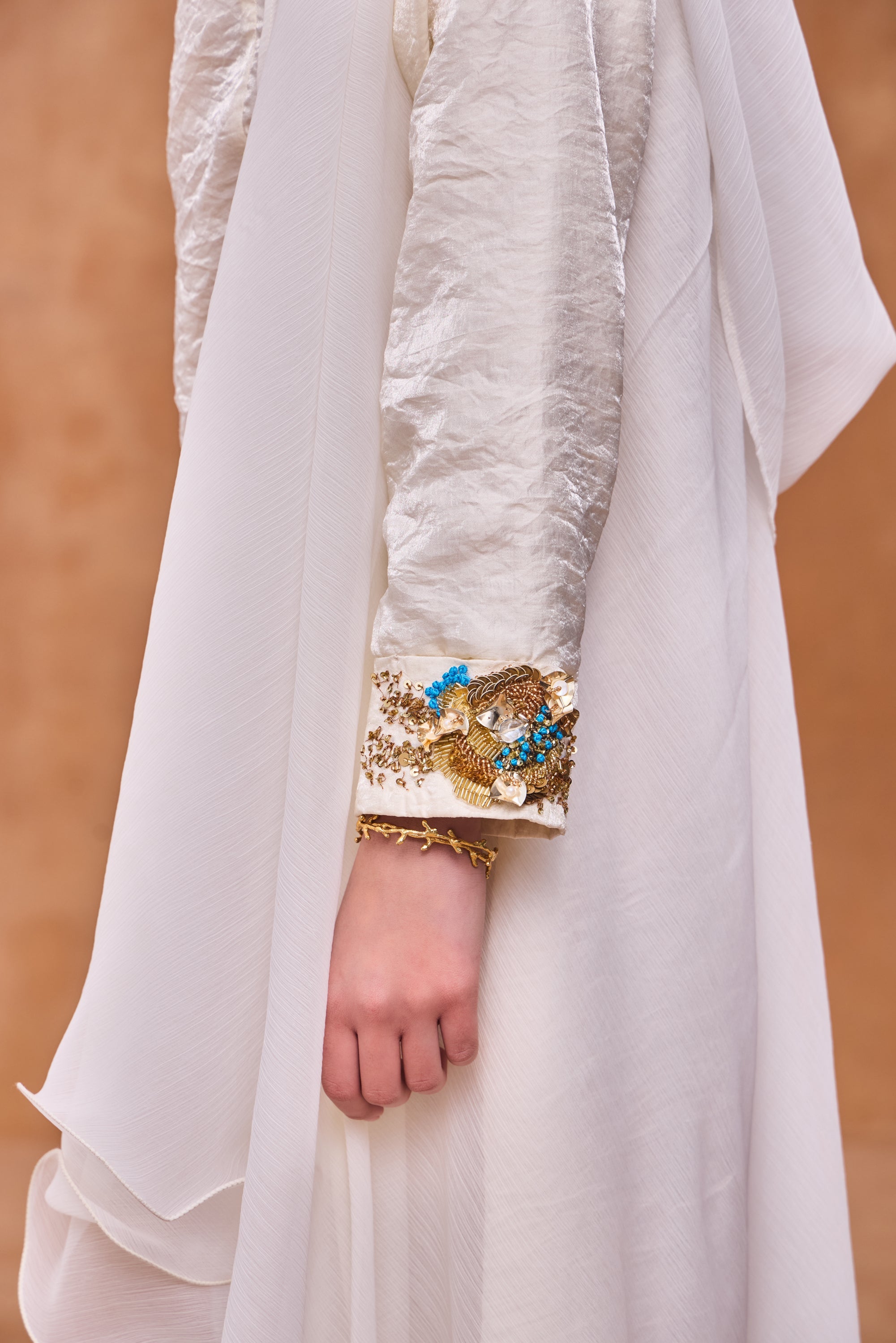 Afshana Embellished Jalabiya