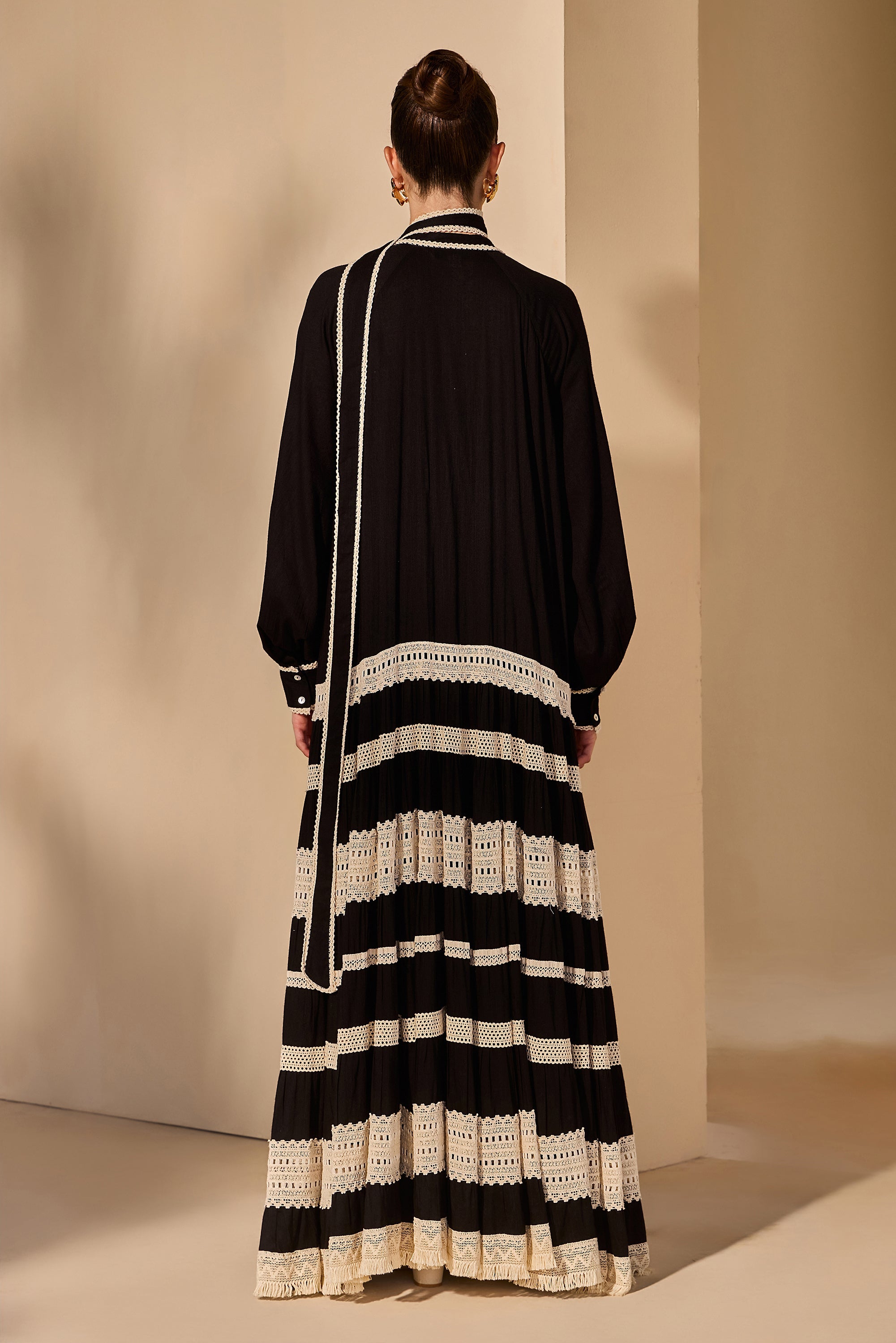 Yumna Cotton Slub Tiered Jalabiya with Belt