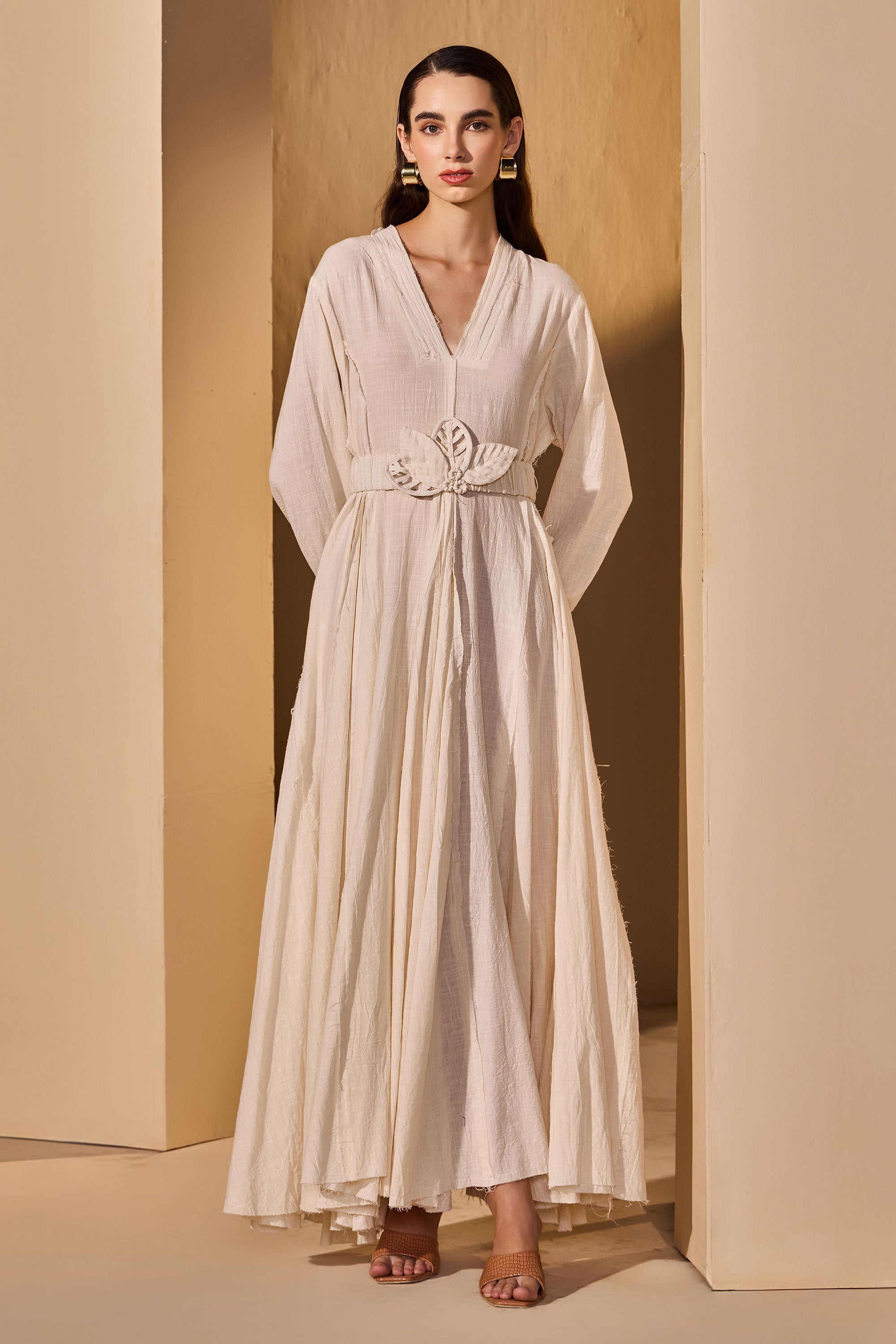 Alyara Cotton Slub Jalabiya with Belt