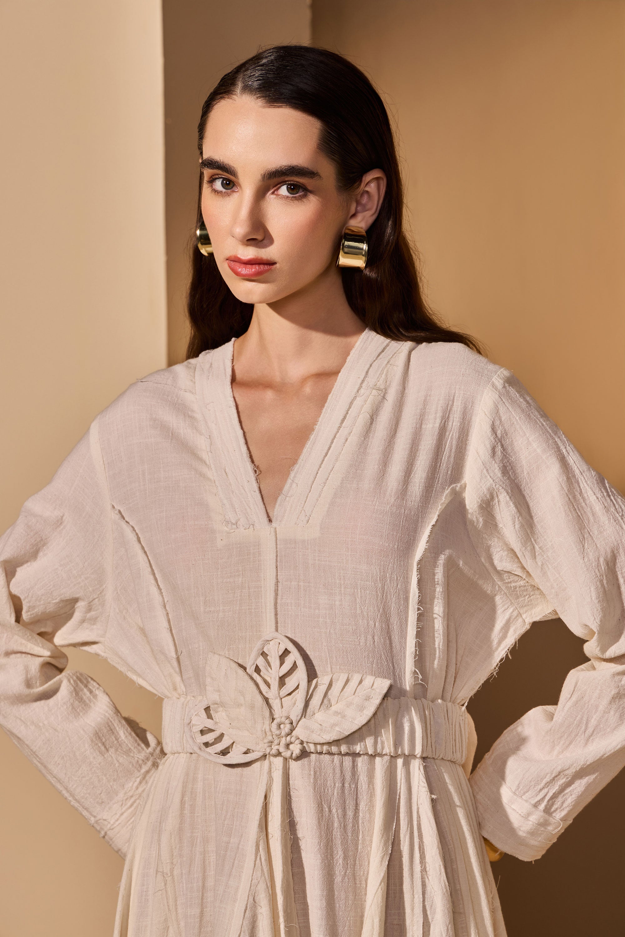 Alyara Cotton Slub Jalabiya with Belt