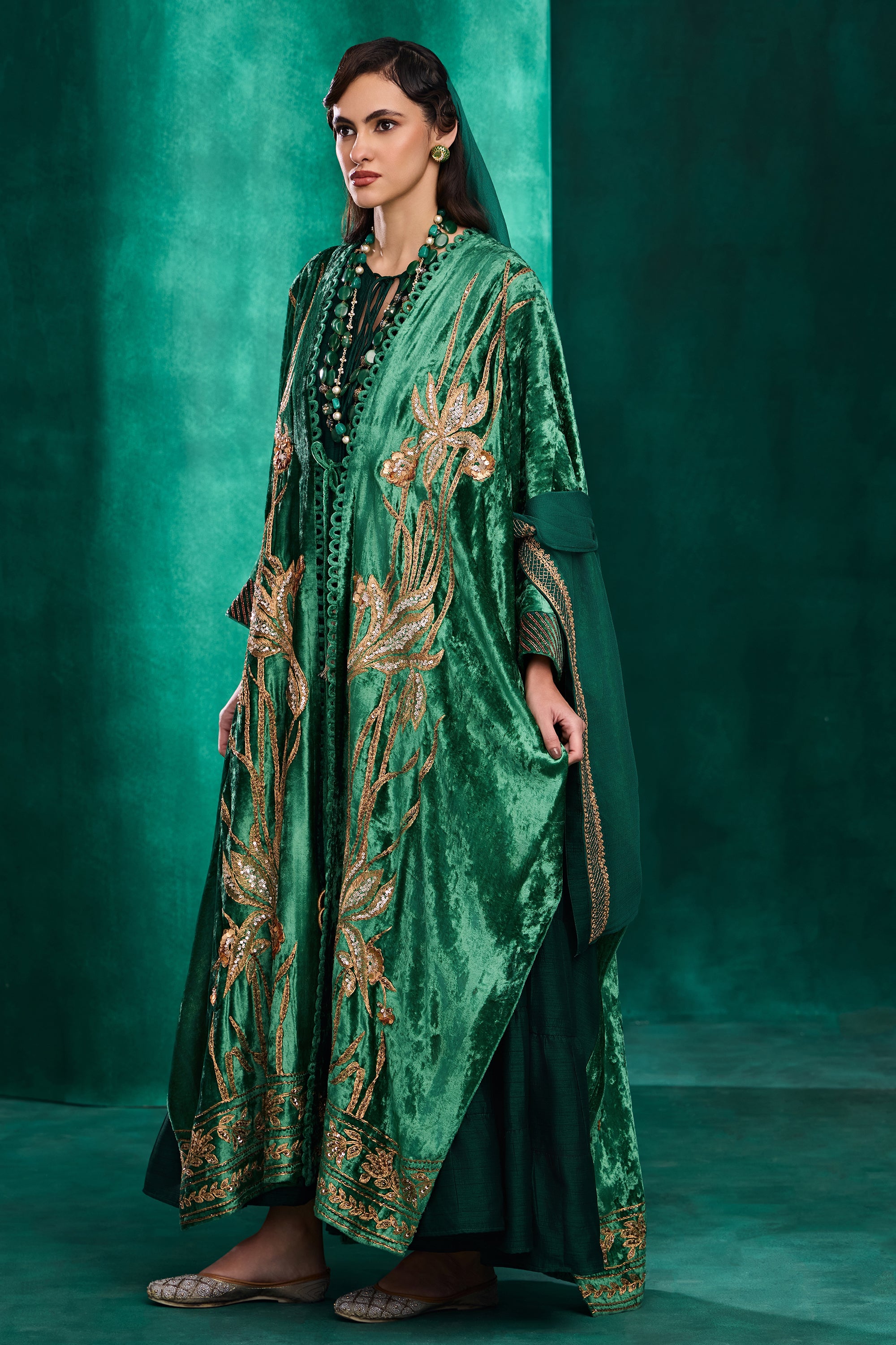 Asiya Embroidered Cape with Embellishment