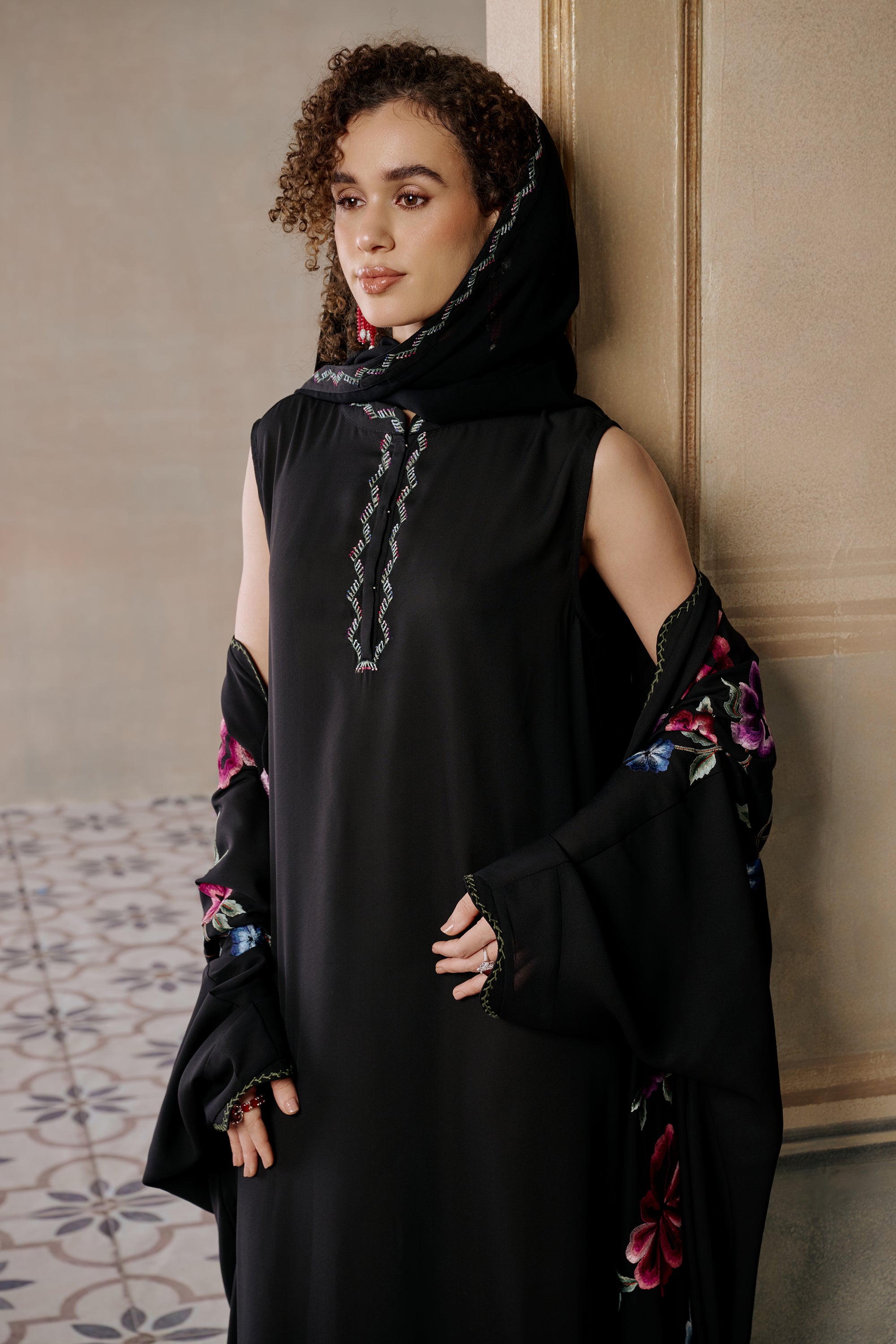 Hatoon Embroidered Abaya
