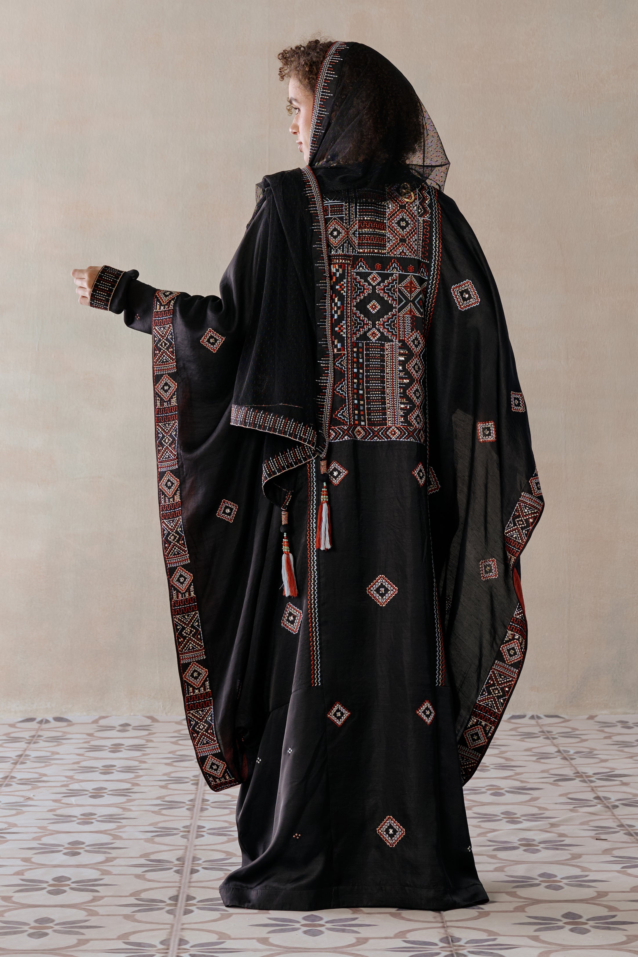 Layanah Embroidered Jalabiya with Embellishment