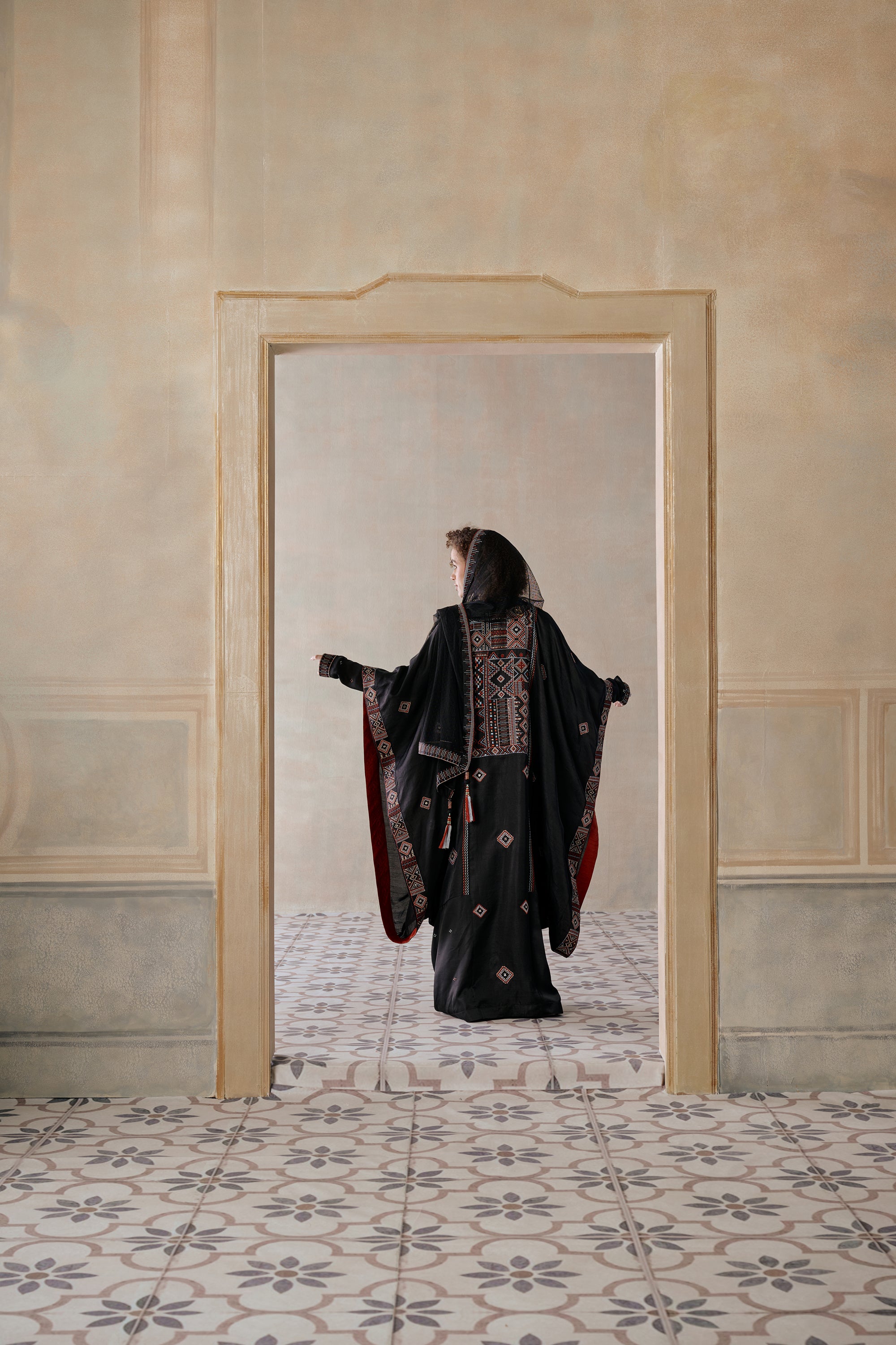 Layanah Embroidered Jalabiya with Embellishment