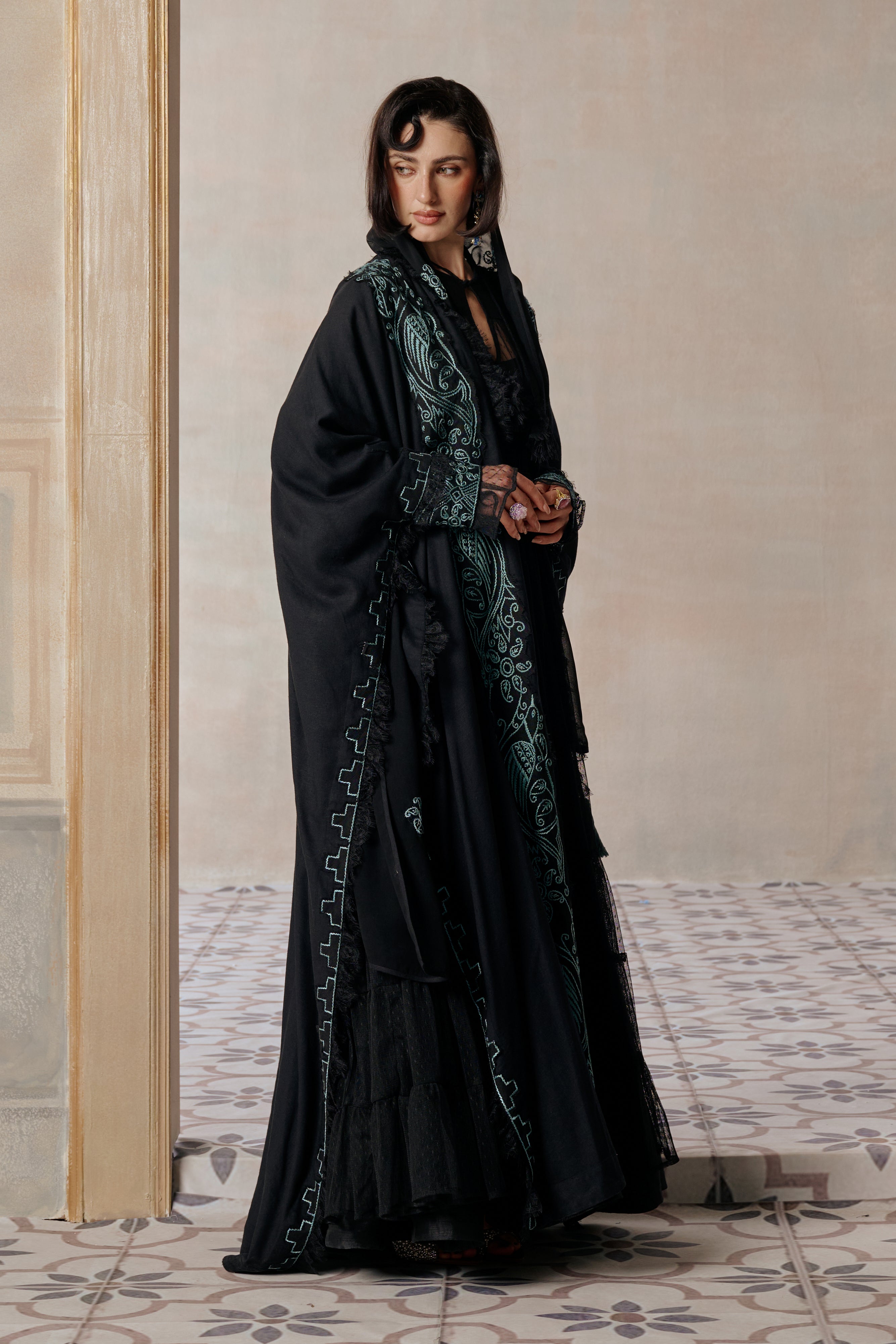 Athar Embroidered Cape Set