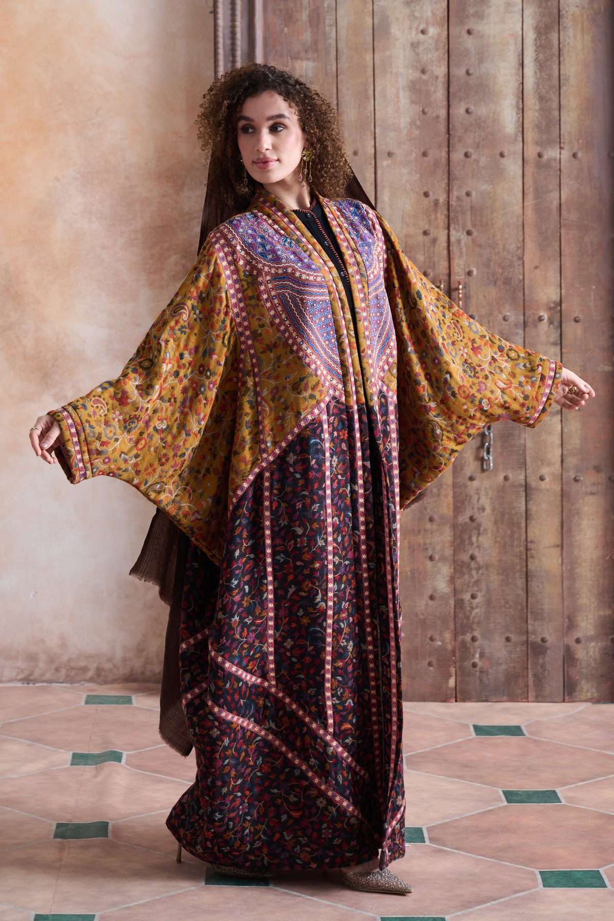 Lunazaya Embroidered Abaya