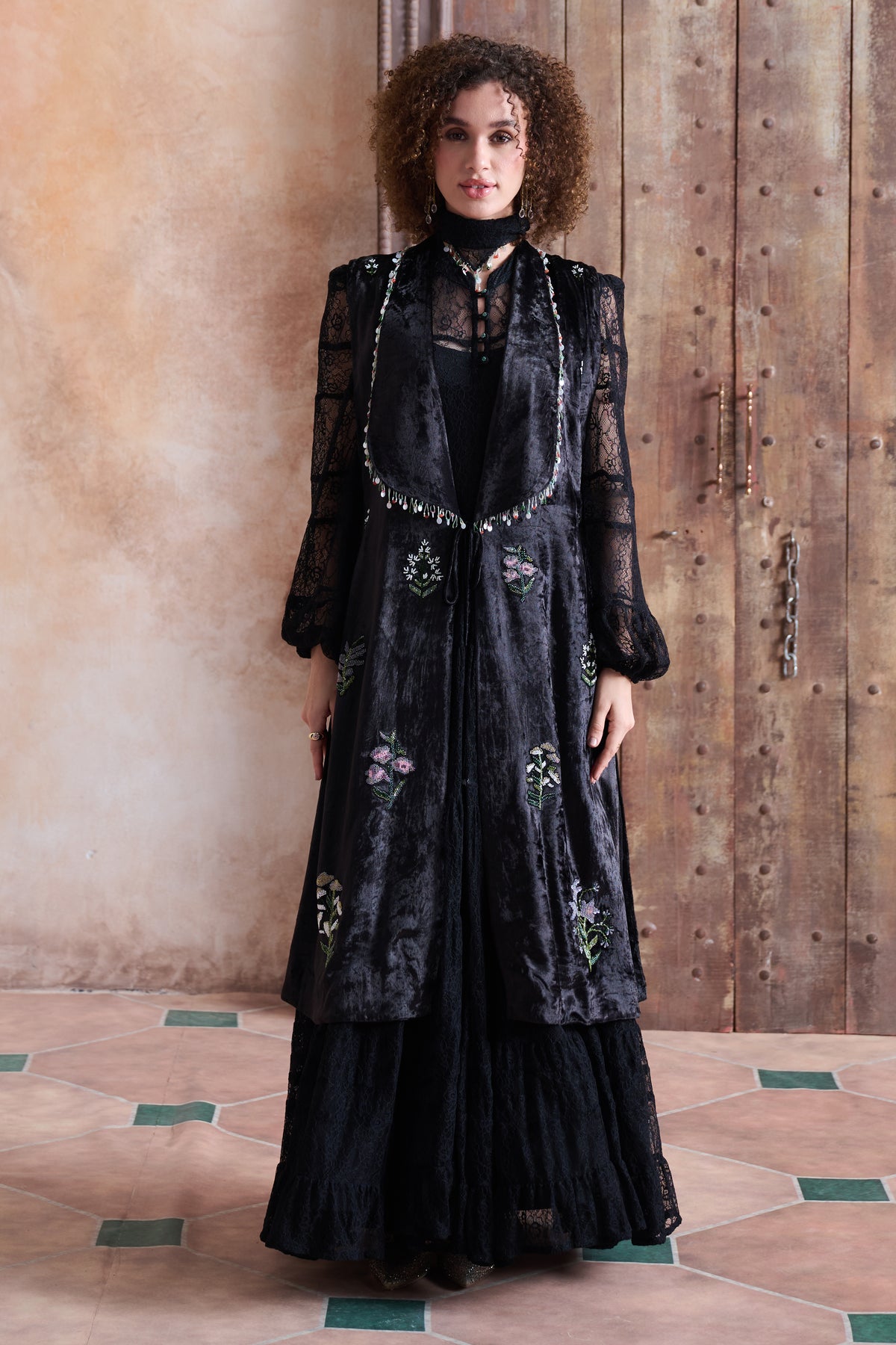Bariah Embellished Cape with Jalabiya
