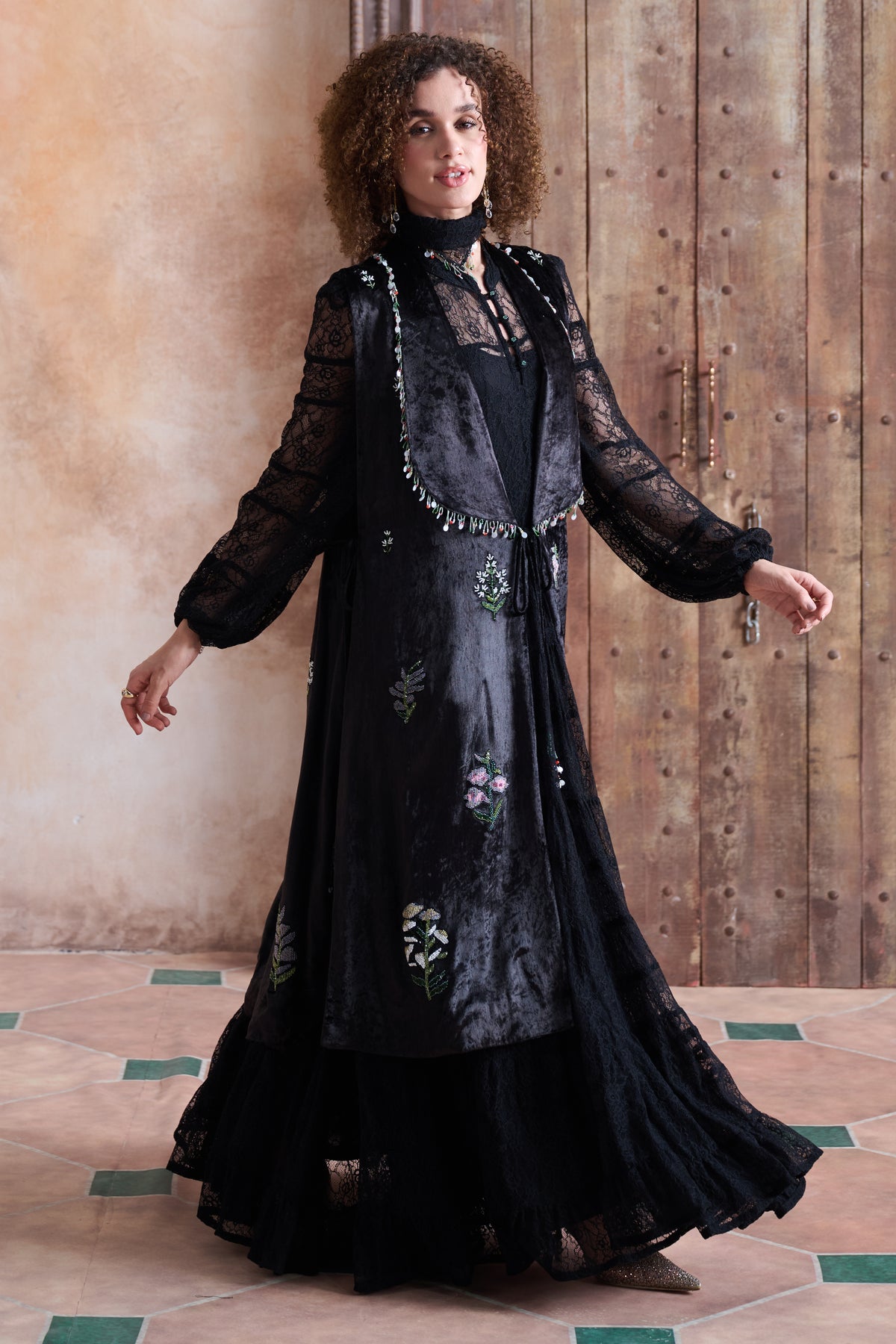 Bariah Embellished Cape with Jalabiya