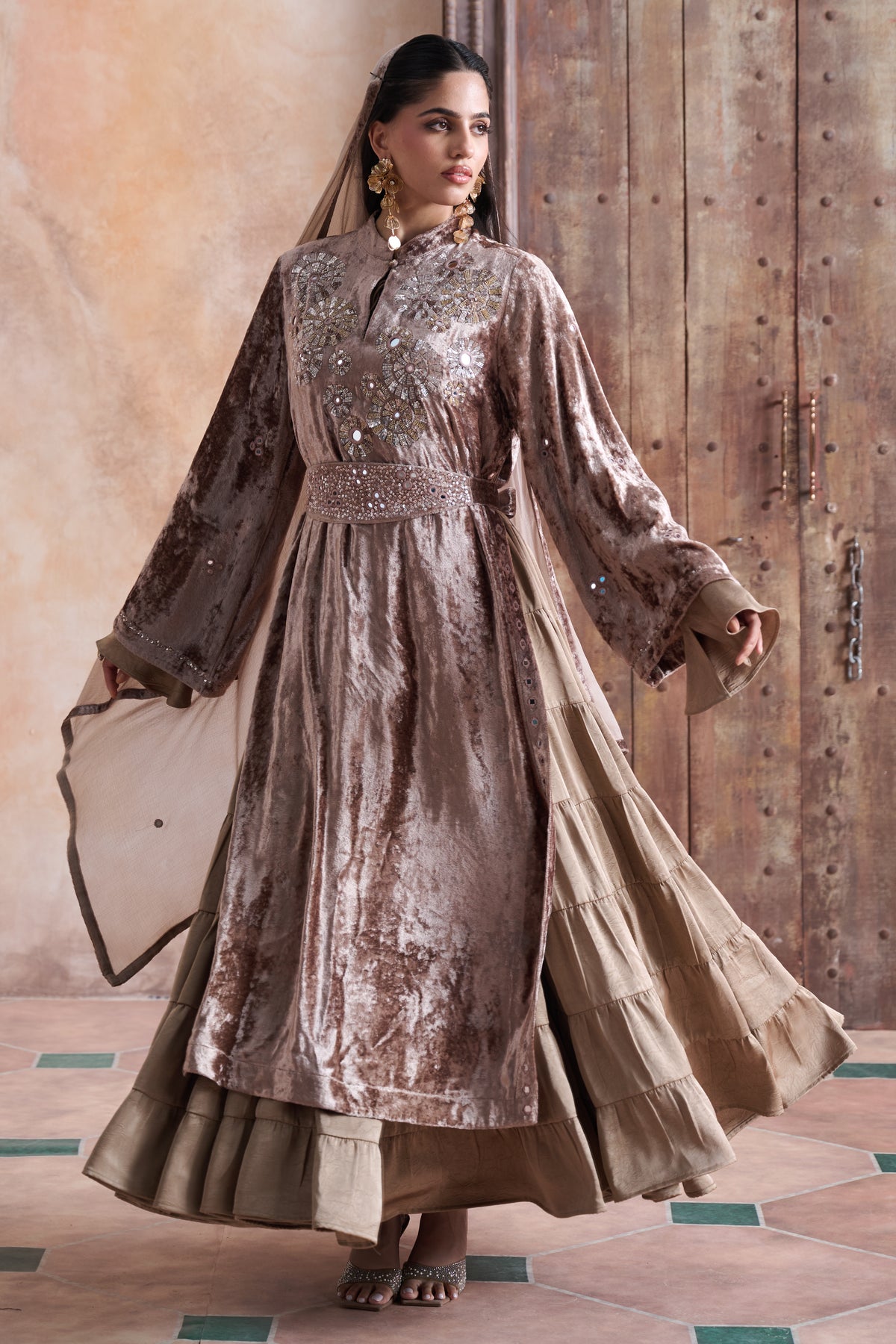 Zoyaila Embellished Cape with Jalabiya