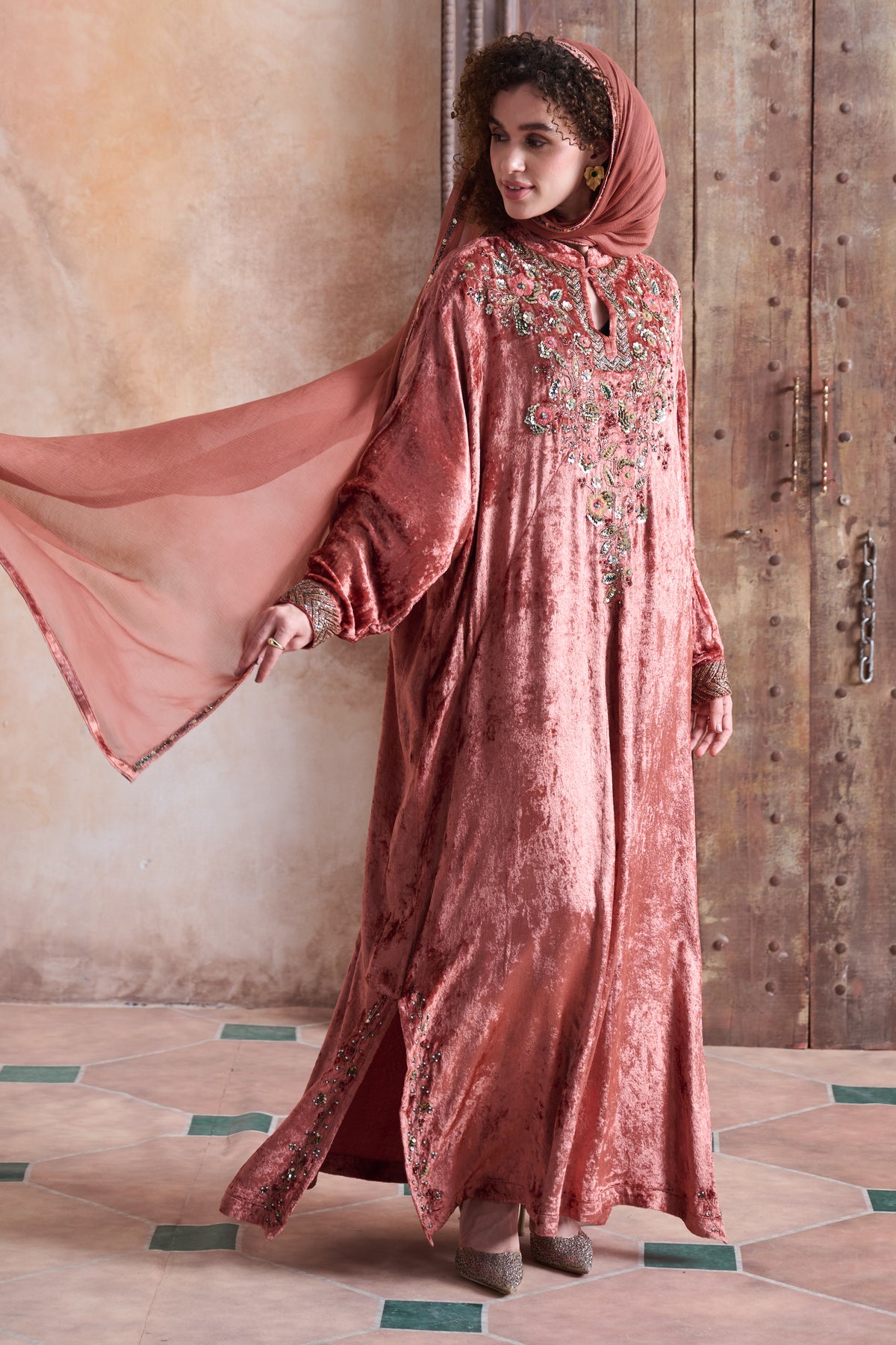 Larisha Embroidered Jalabiya with Embellishment
