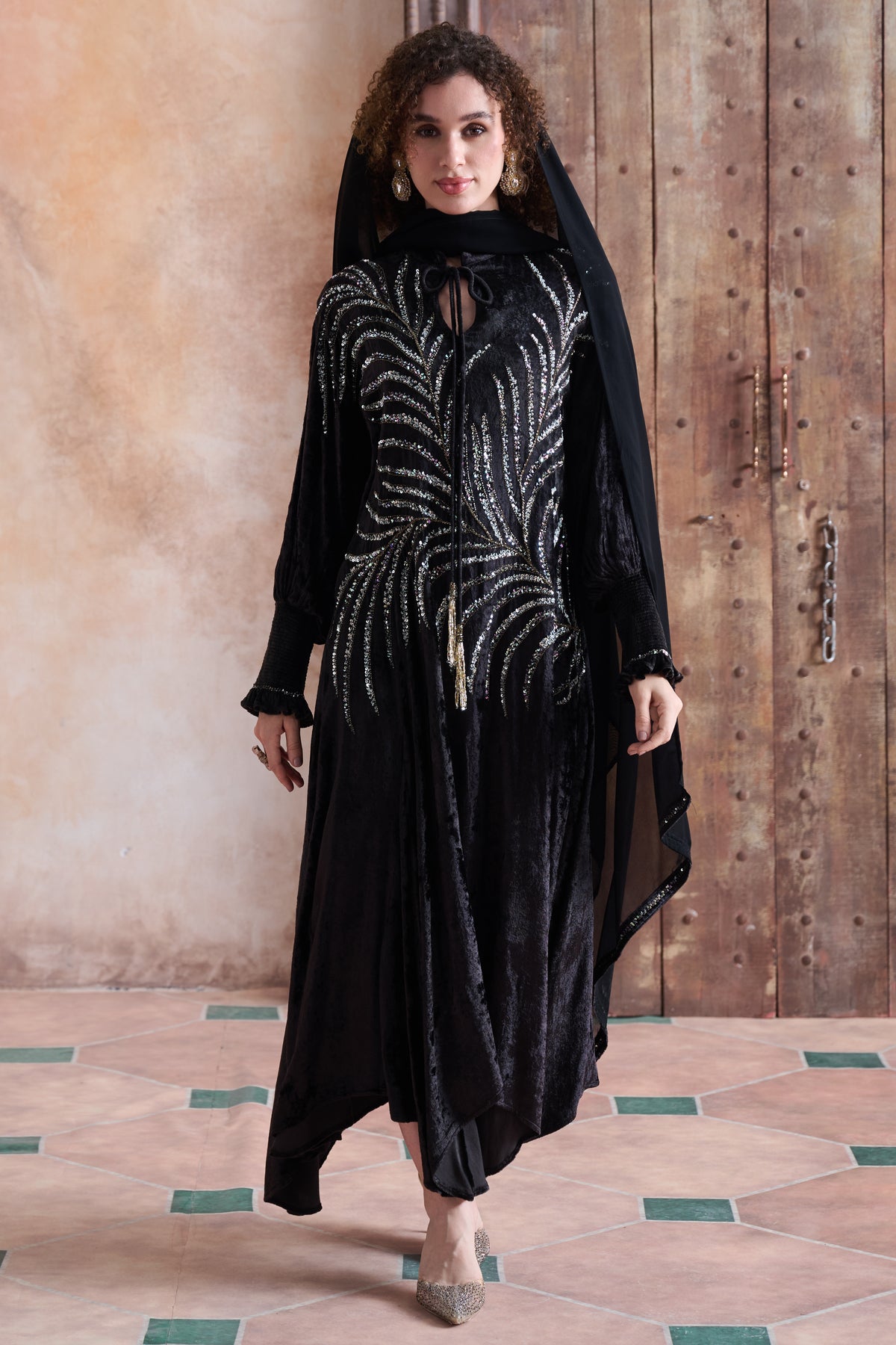 Jazmin Embellished Jalabiya