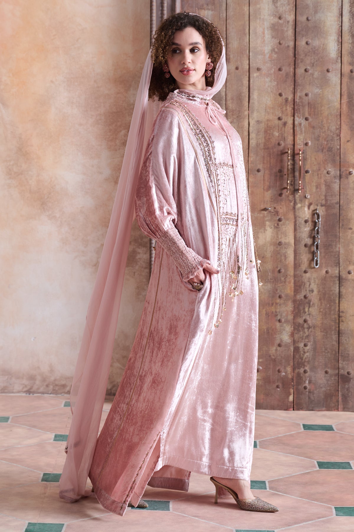 Nayalora Embellished Jalabiya