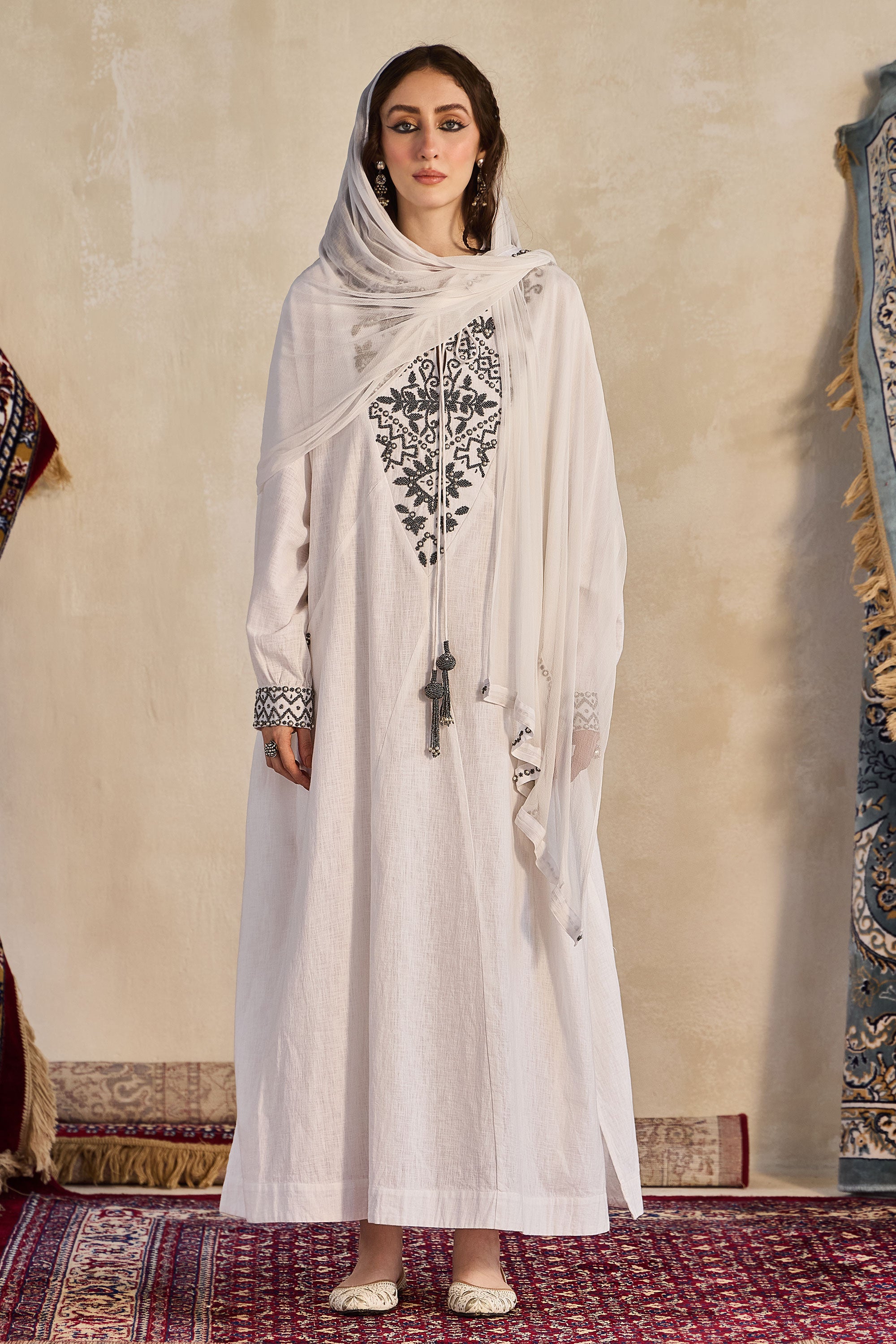 Fahreza Embroidered Jalabiya