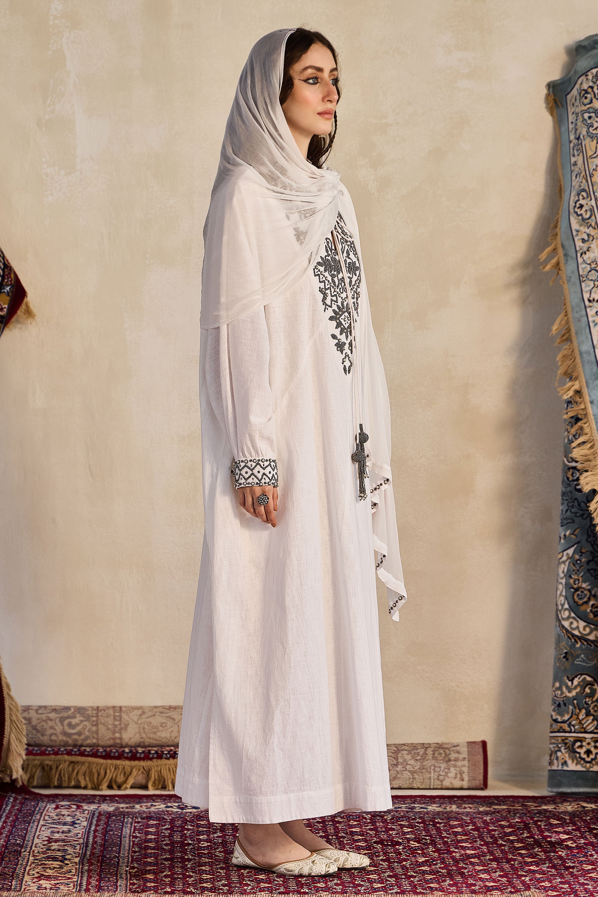 Fahreza Embroidered Jalabiya