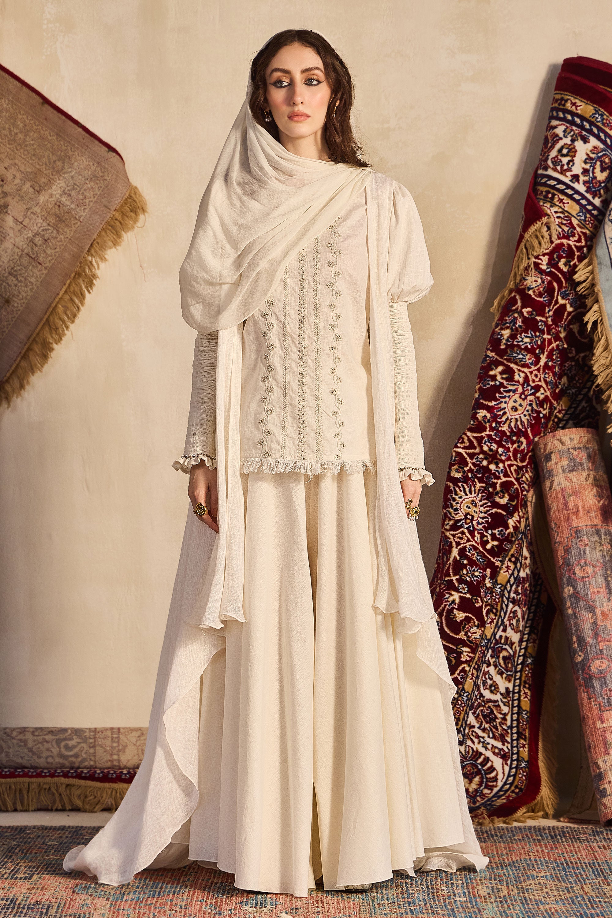 Zubeyra Embroidered Cape with Sharara