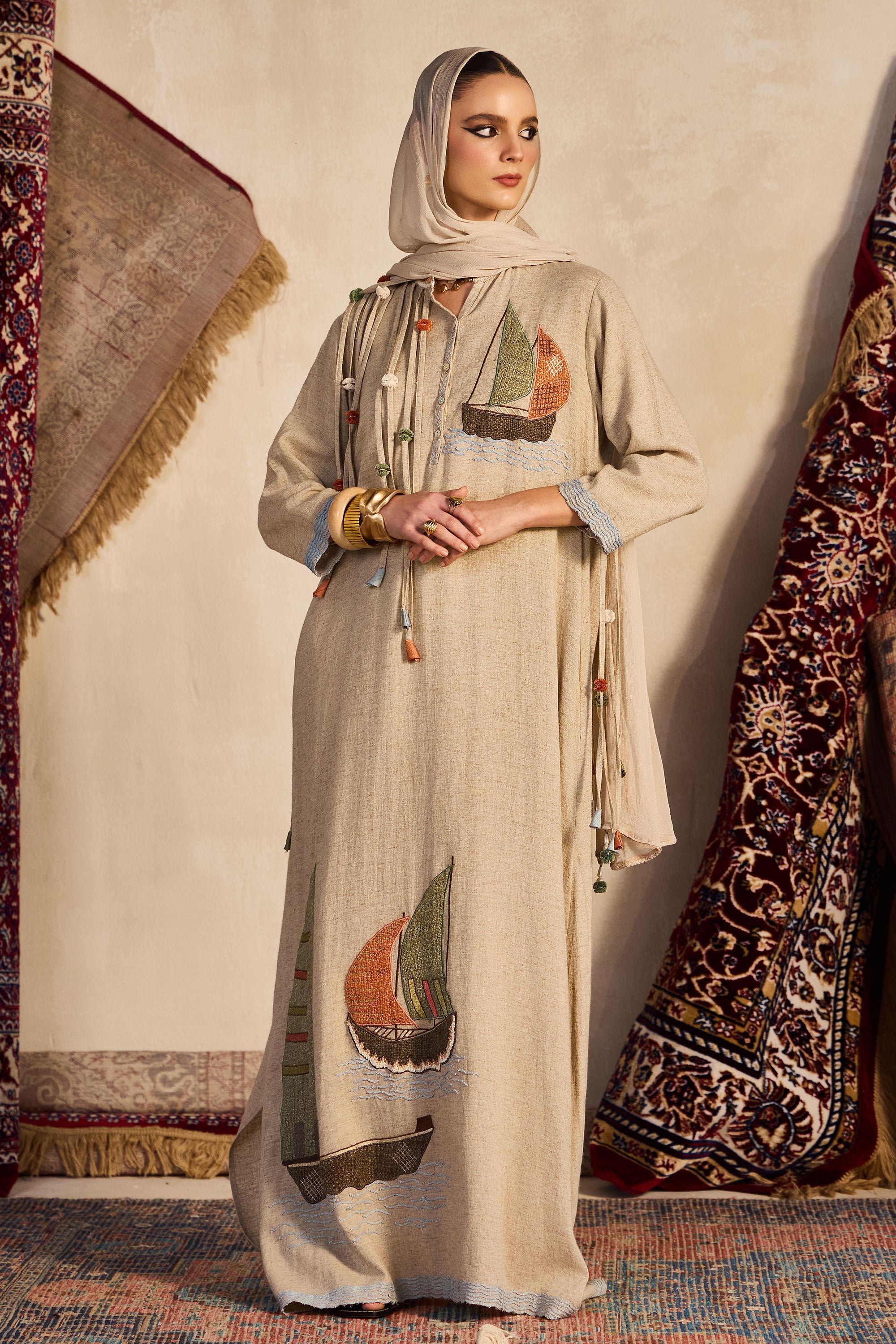 Mahziya Embroidered Jalabiya