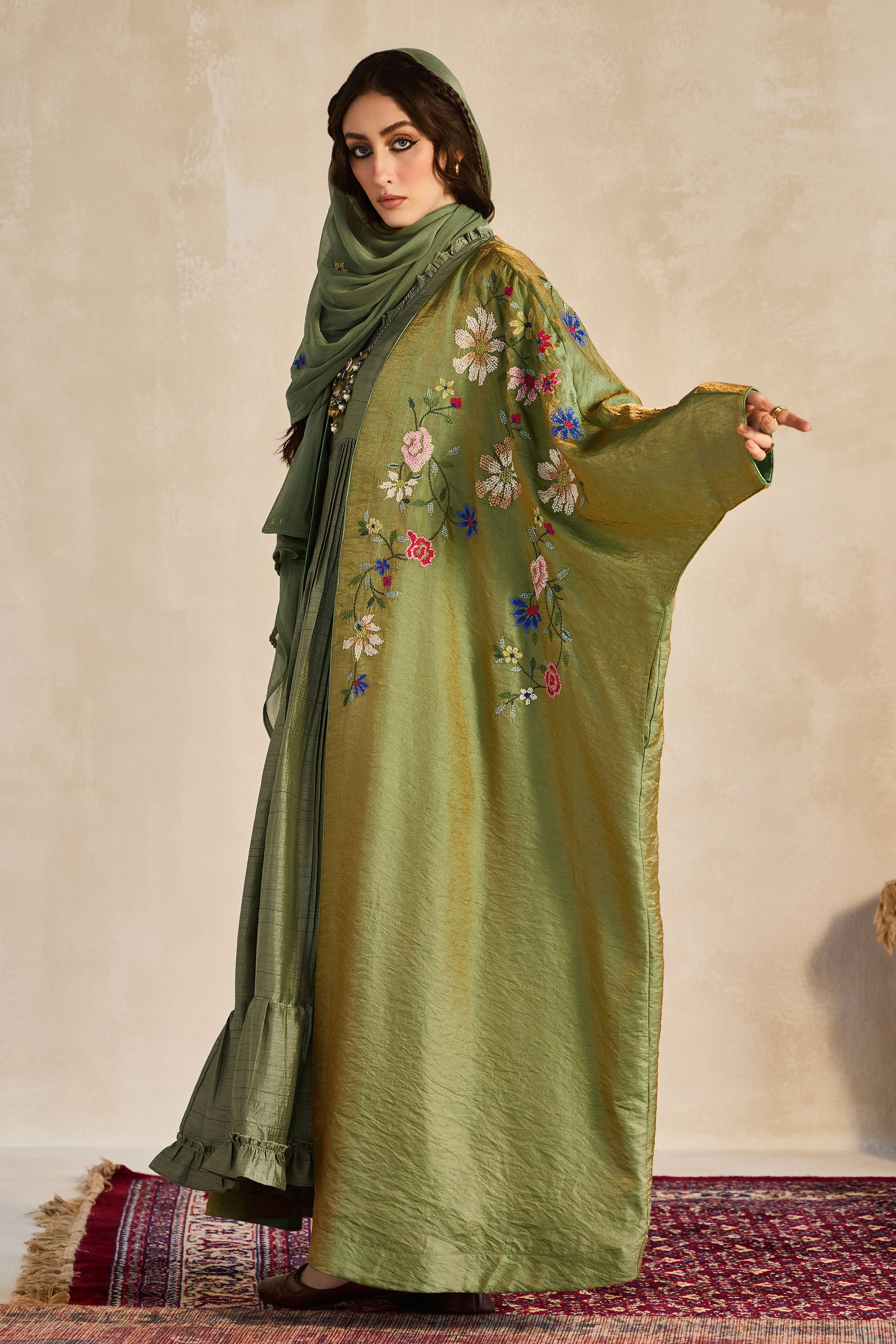 Valiha Embroidered Abaya