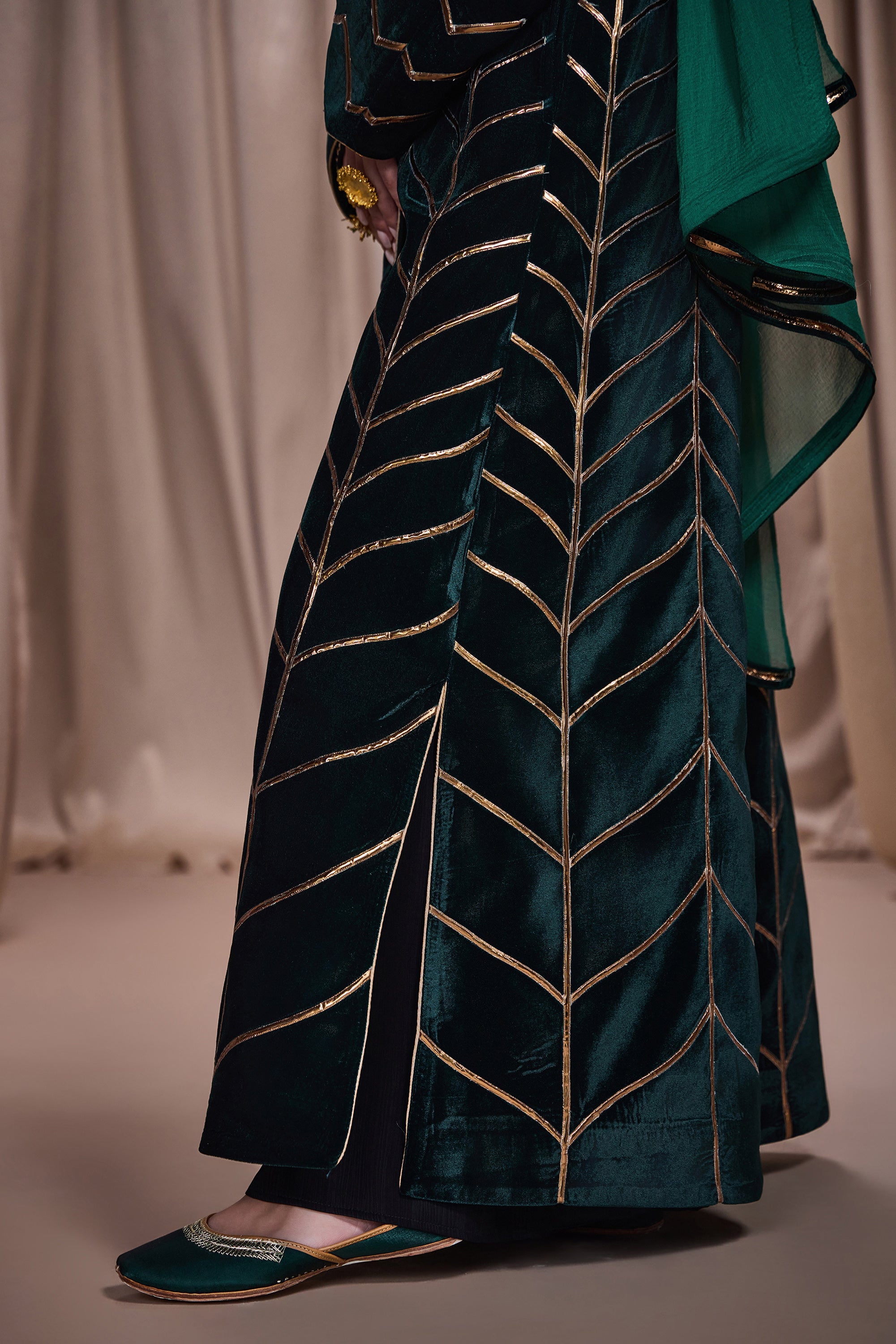 Zabira Embroidered Abaya