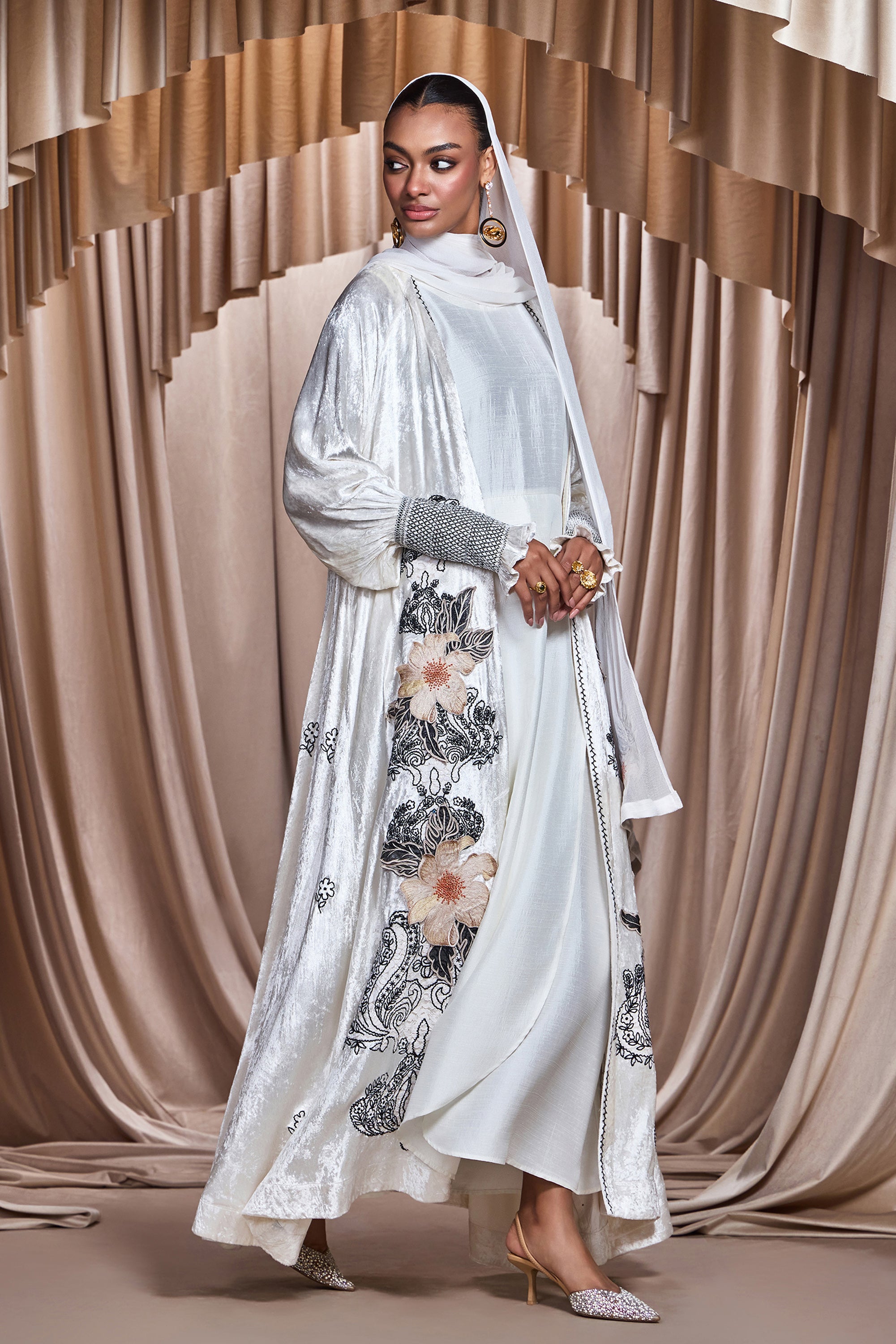 Eiliyah Embroidered Abaya with Embellishment