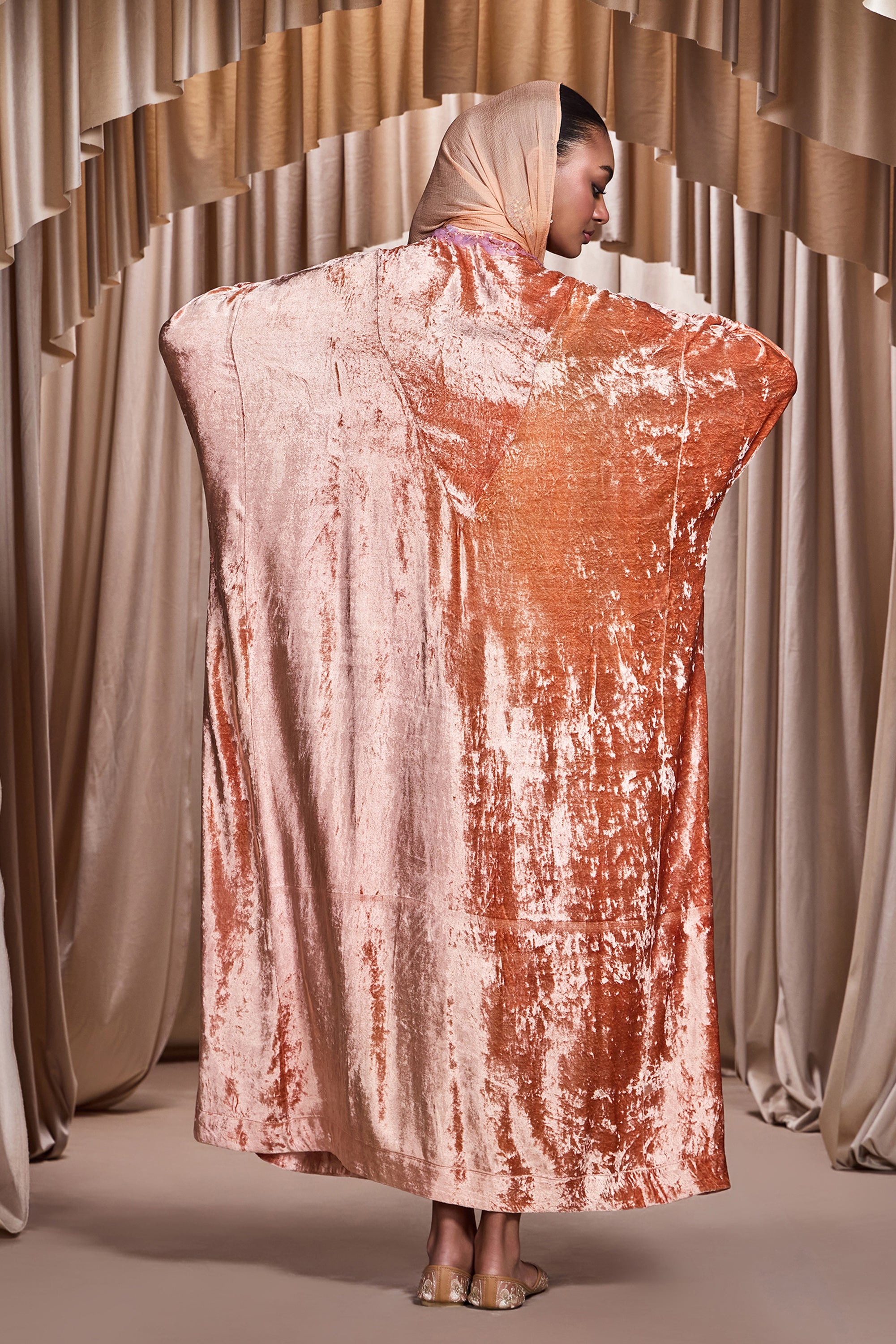 Zalfa Embellished Jalabiya