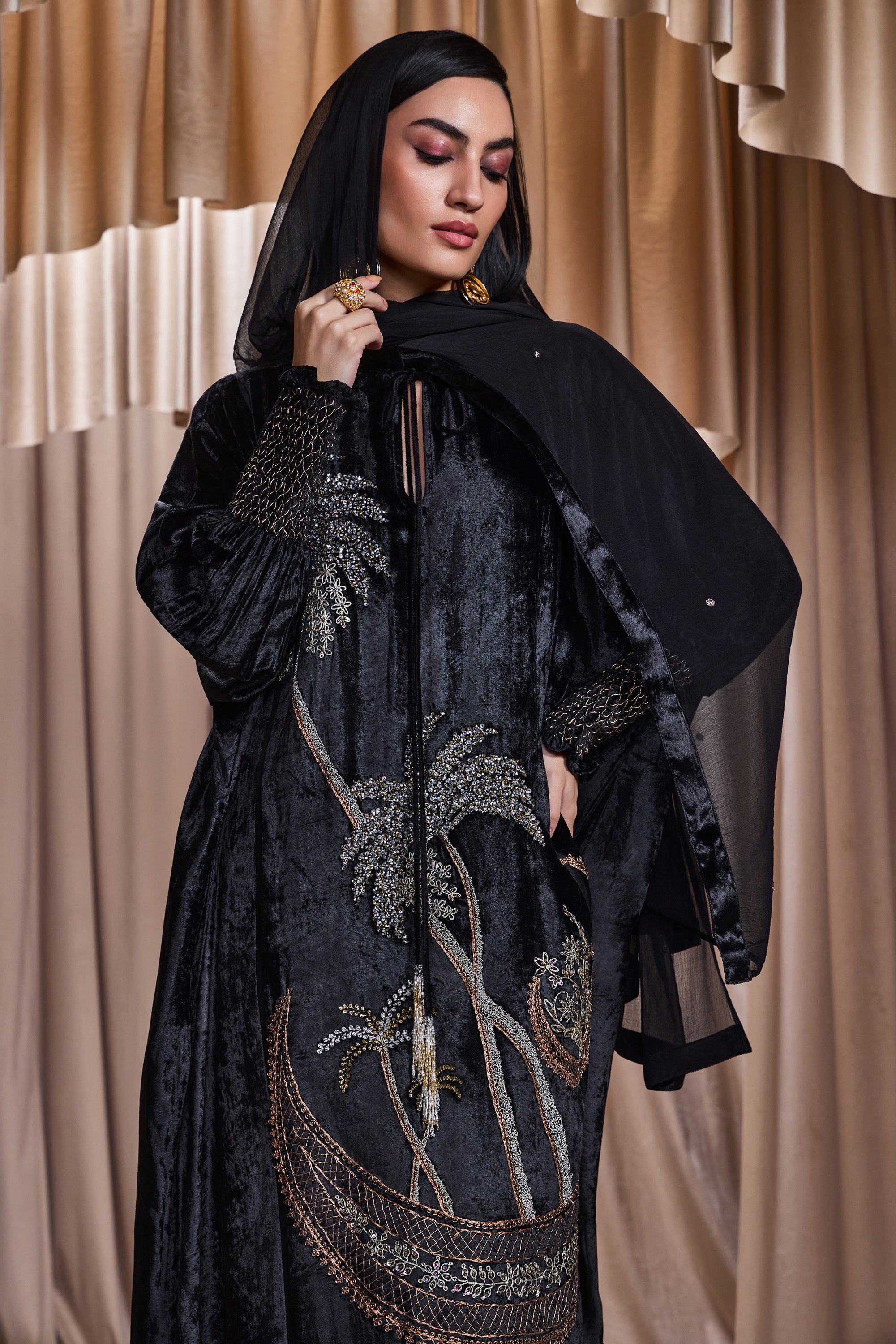 Shibra Embroidered Jalabiya with Embellishment