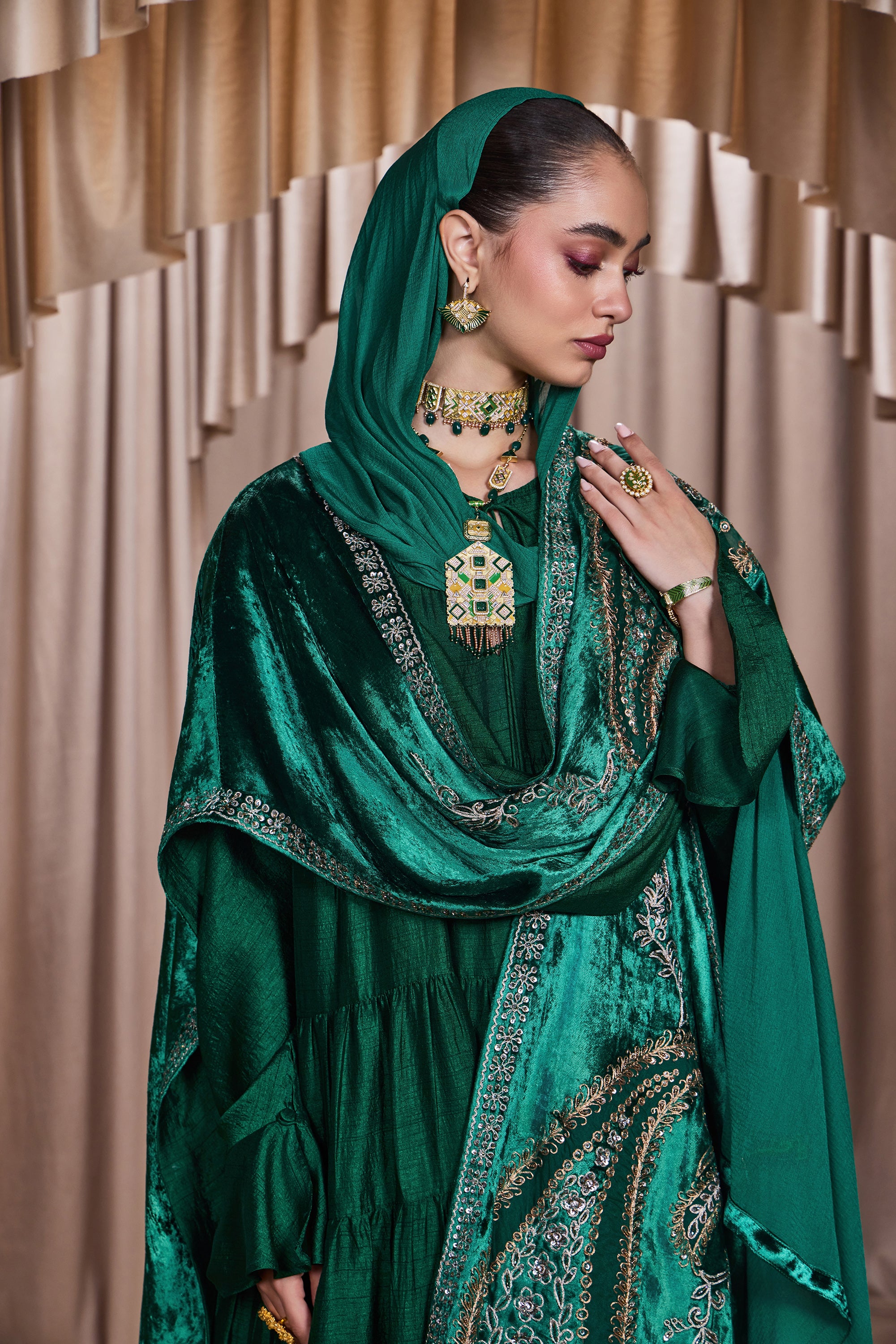 Aaniya Embroidered Dushala Cape with Embellishment