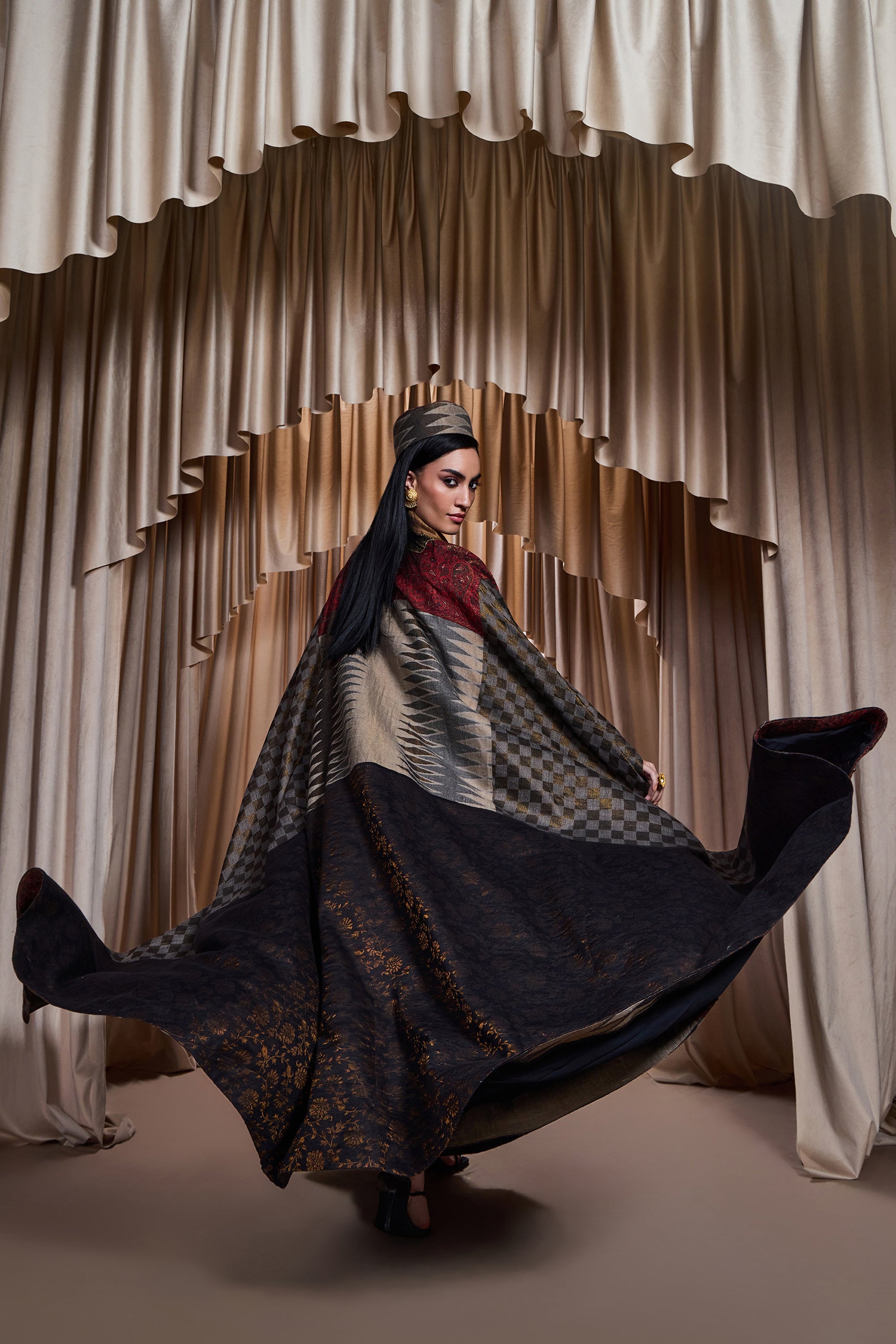 Isabella Embroidered Abaya