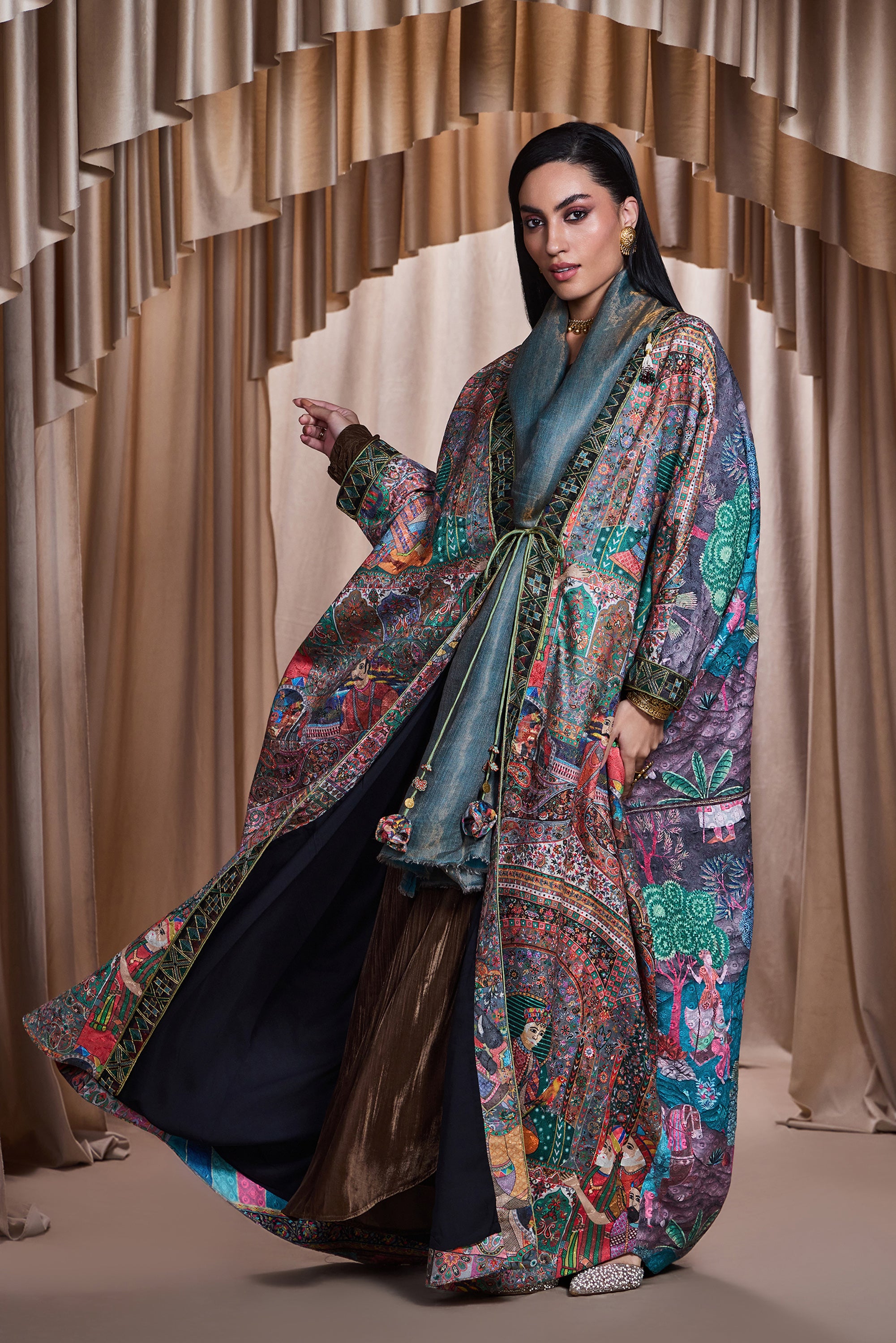 Farwa Embroidered Abaya